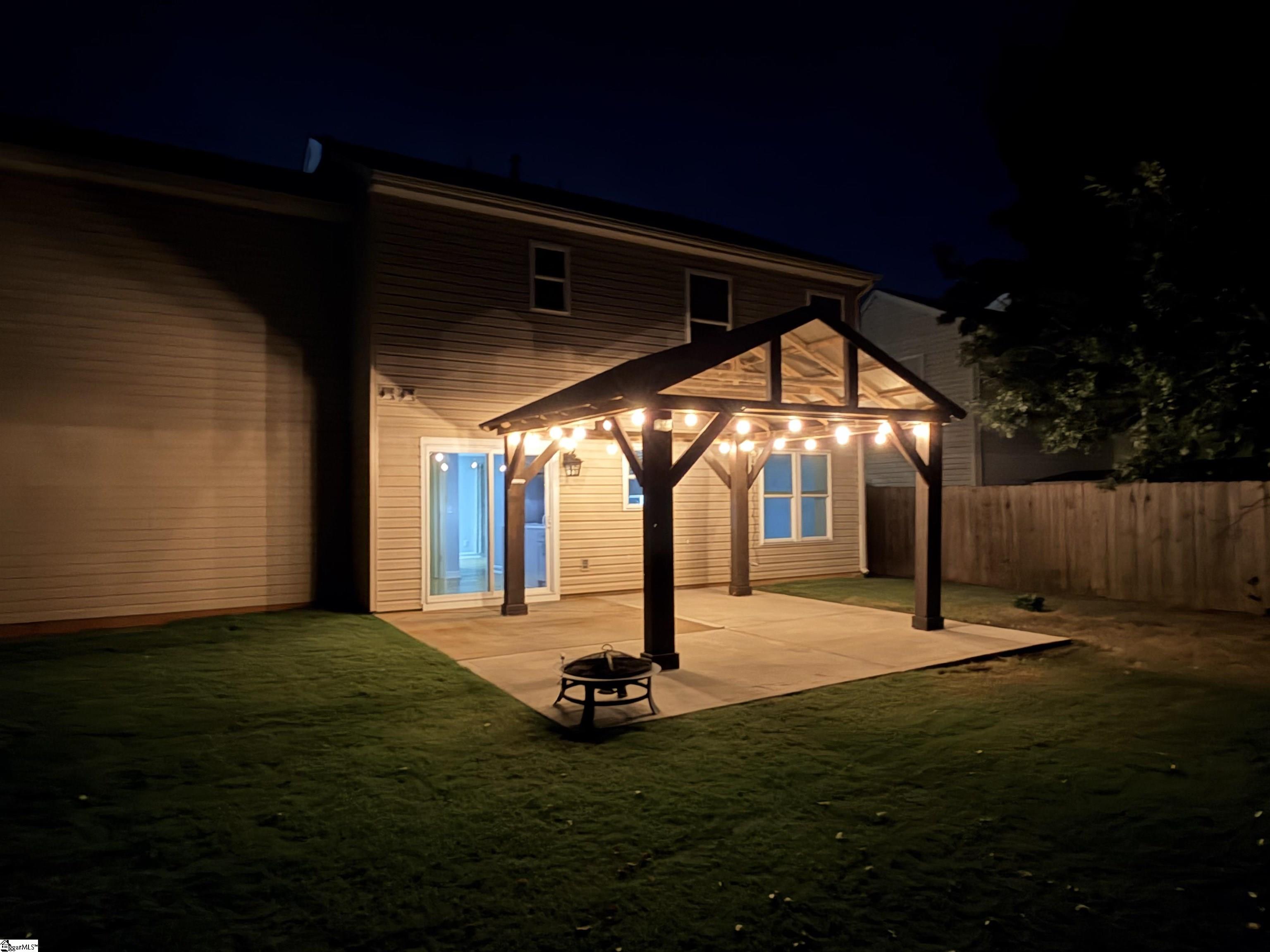 407 Flanders Court Property Photo 28