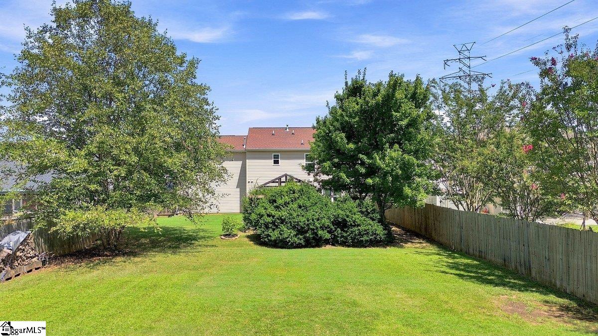 407 Flanders Court Property Photo 29