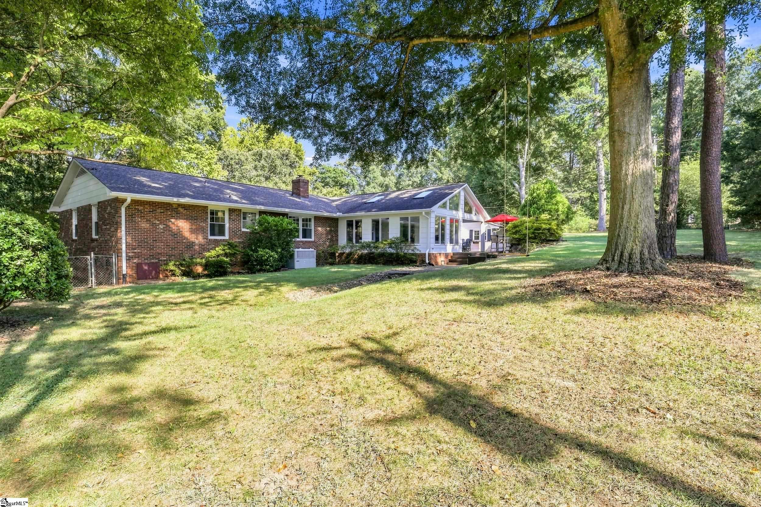 112 Lakeview Circle Property Photo 39