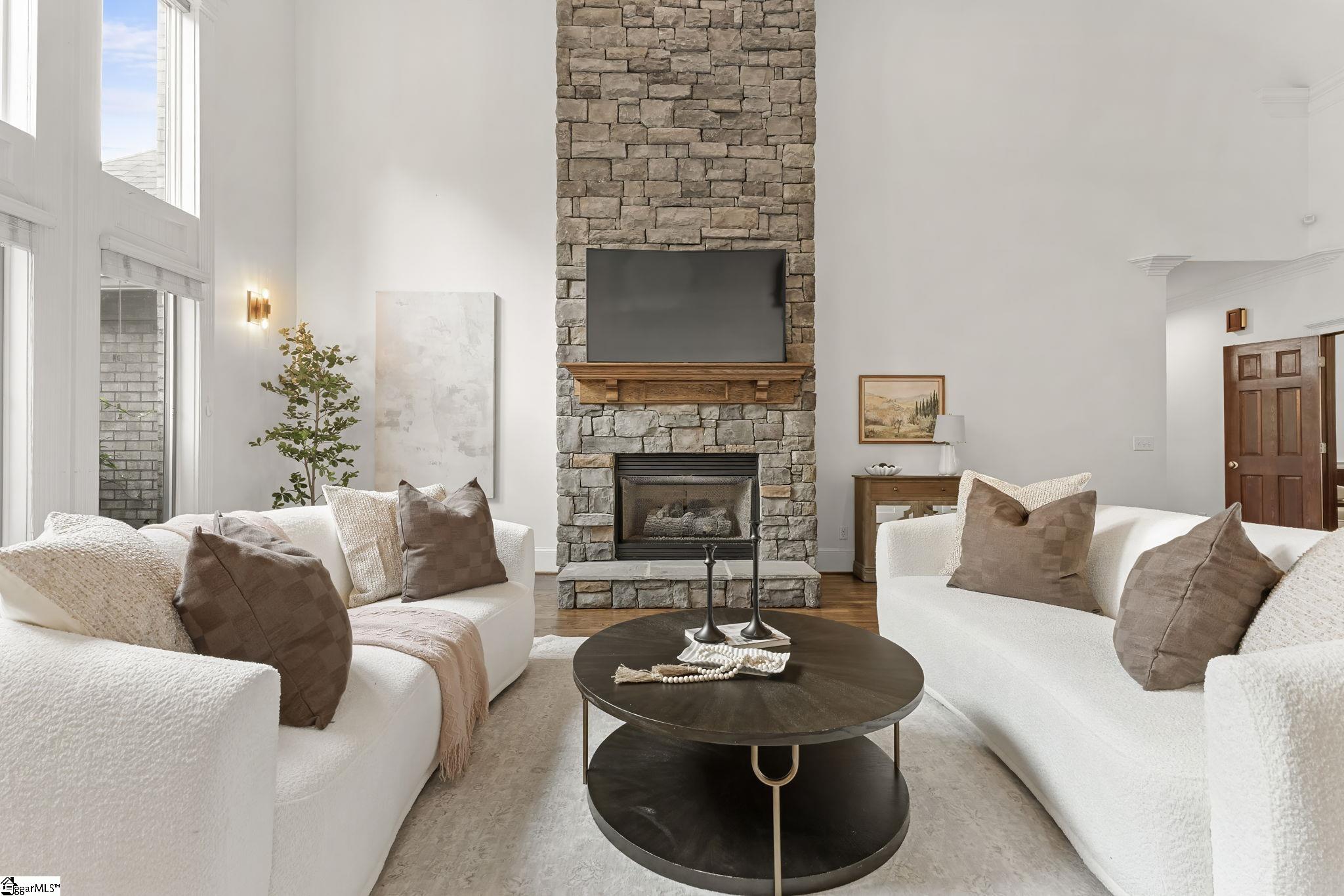 24 Appian Circle Property Photo 6