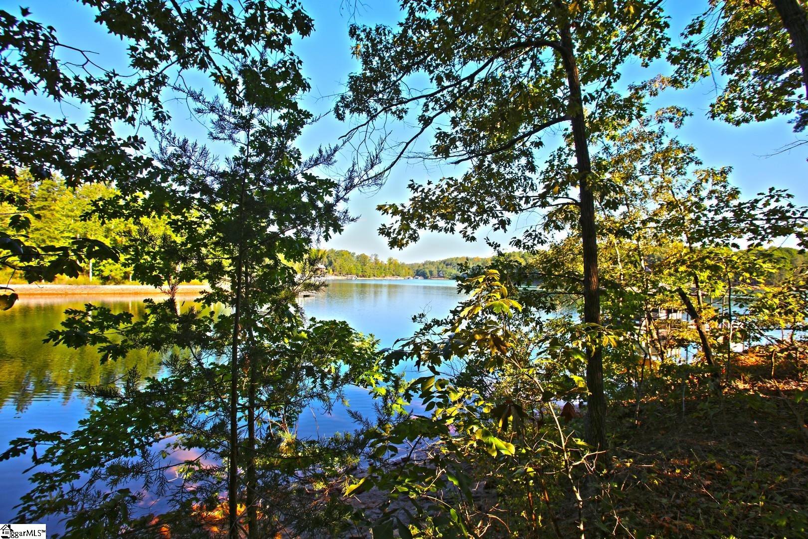 807 Barefoot Cove Drive Property Photo 17