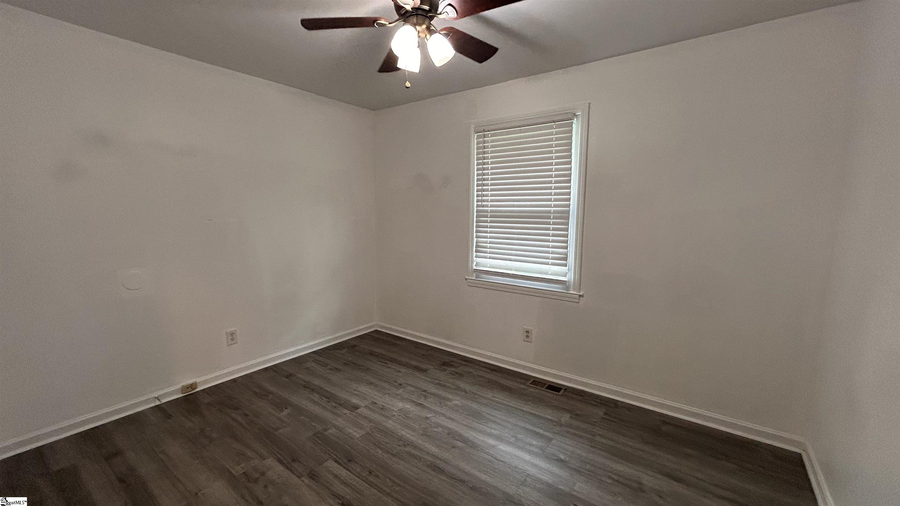 4110 E Croft Circle Property Photo 14