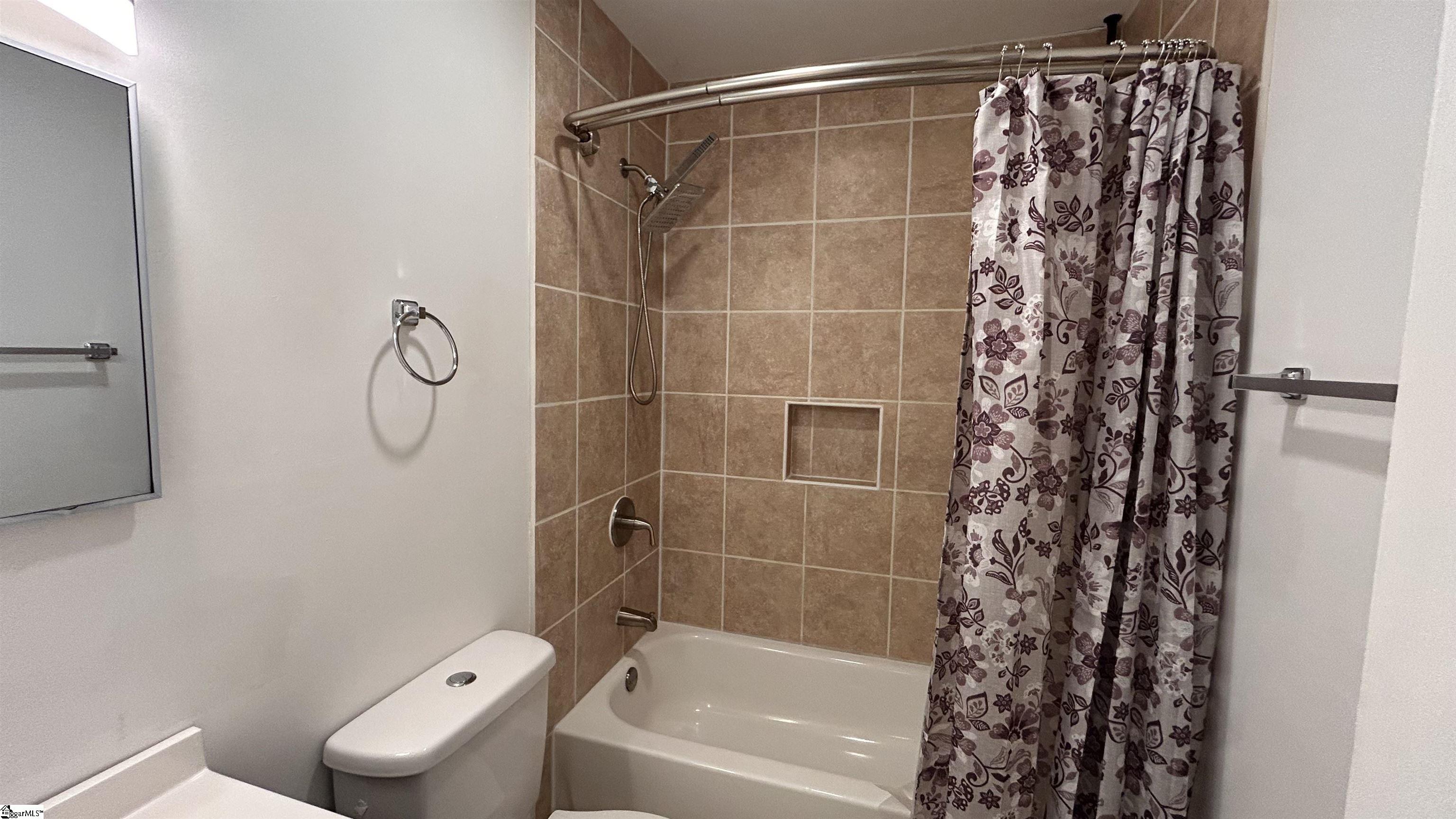 4110 E Croft Circle Property Photo 16