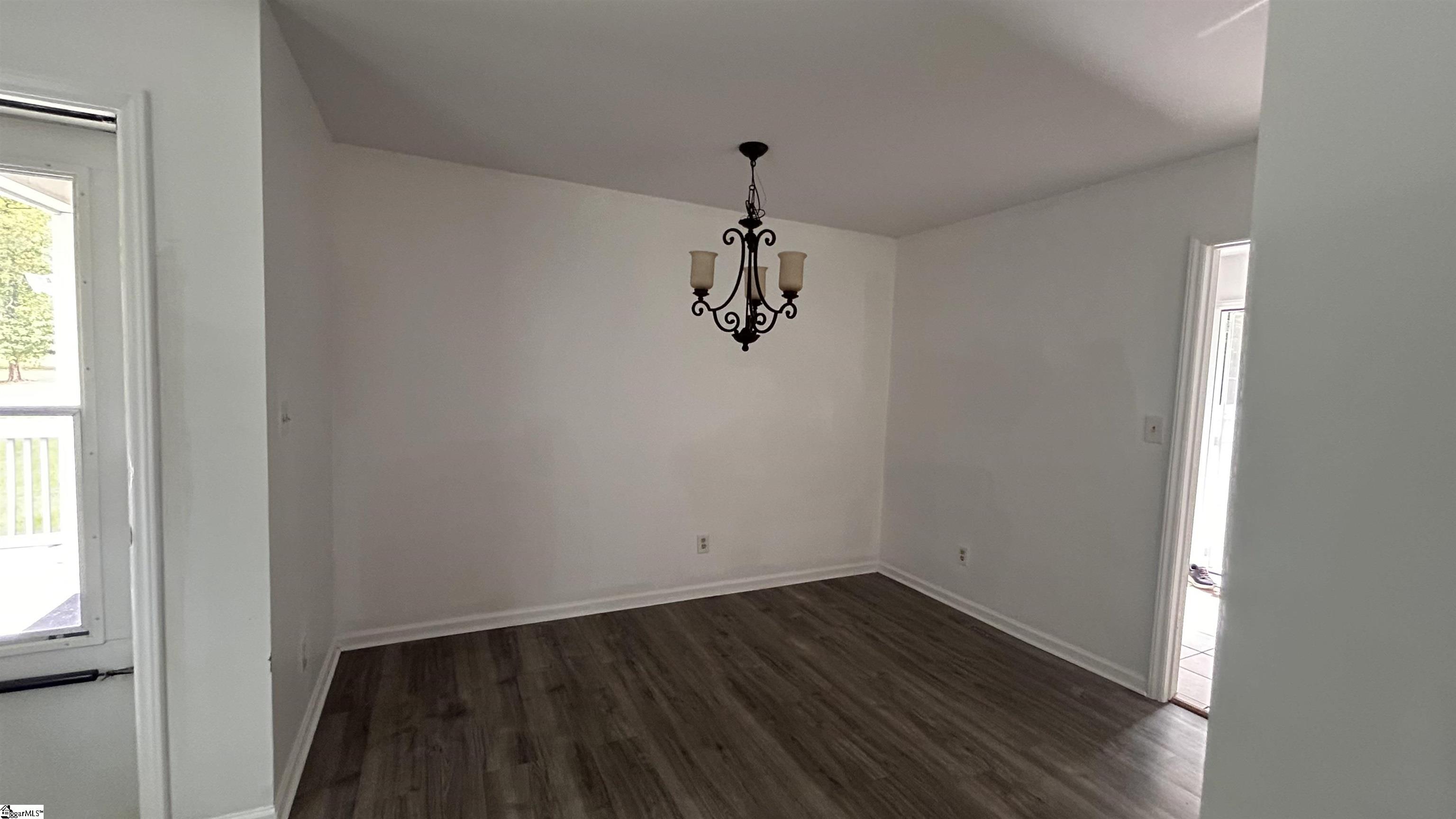 4110 E Croft Circle Property Photo 18