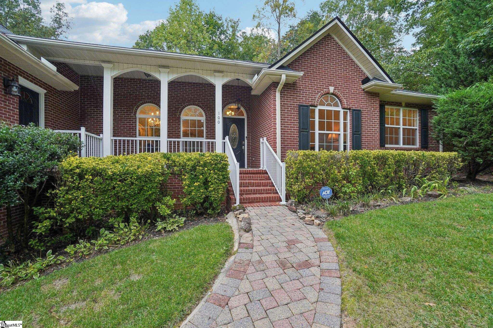 100 Paris Glen Way Property Photo 3