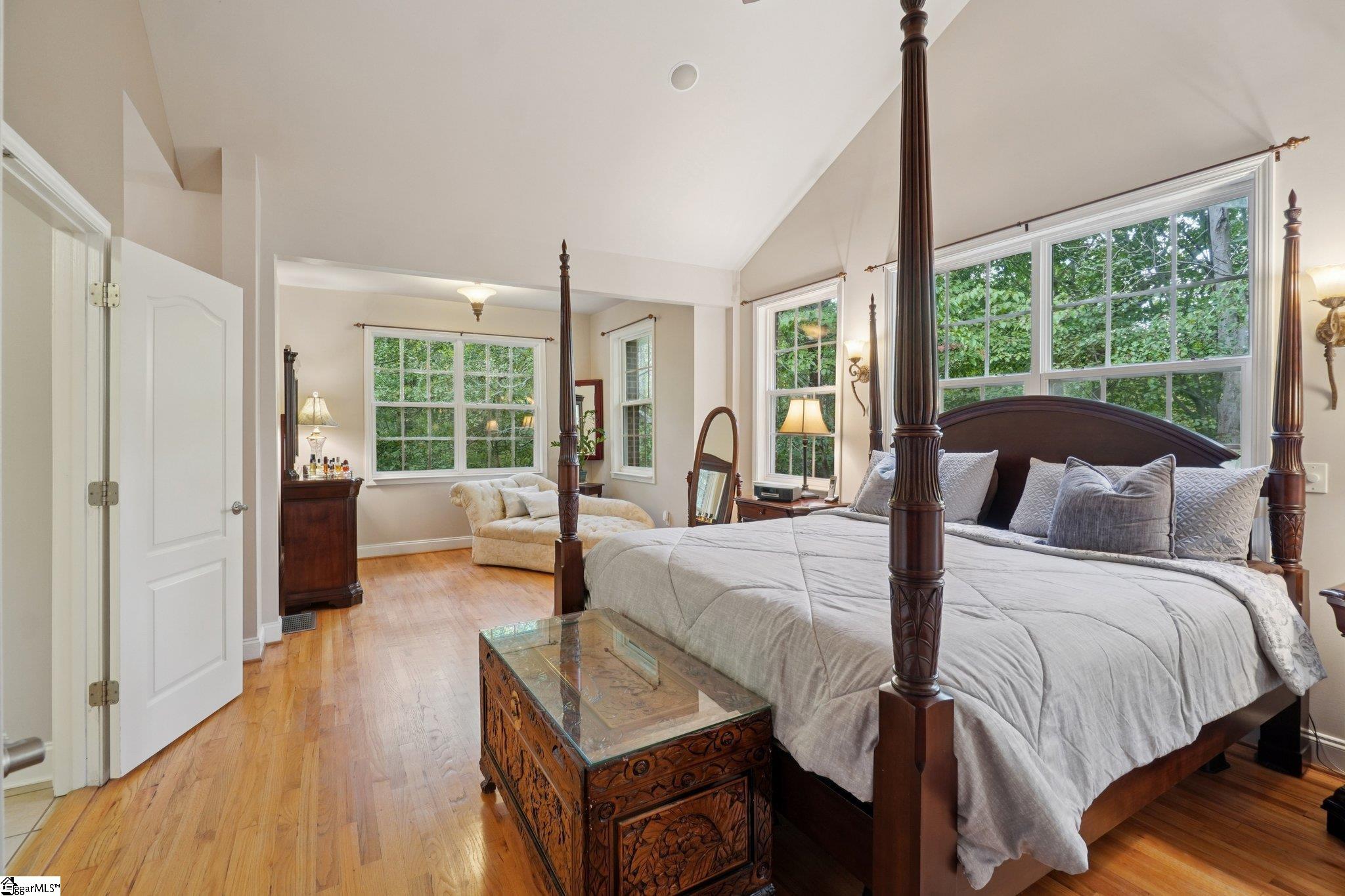 100 Paris Glen Way Property Photo 13