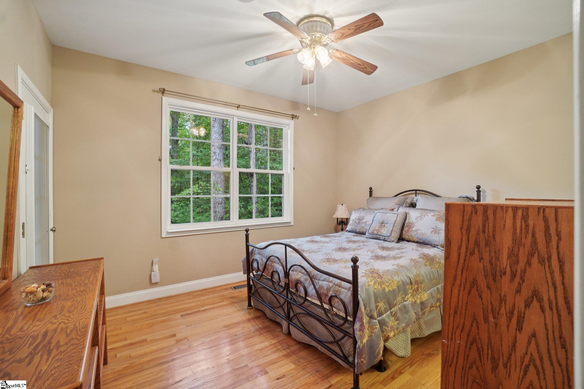 100 Paris Glen Way Property Photo 23
