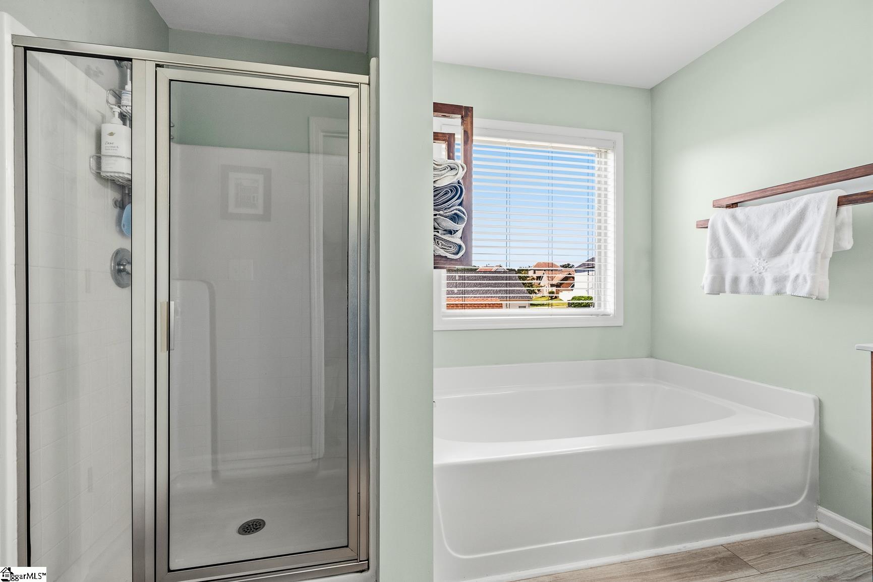 24 Duxbury Lane Property Photo 21