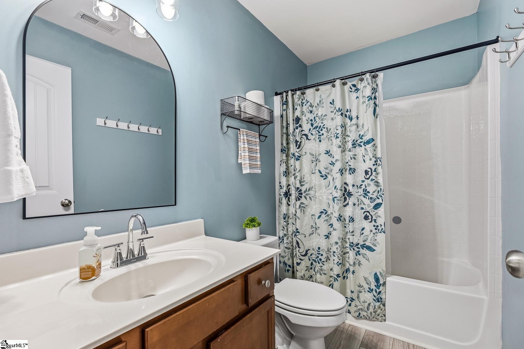 24 Duxbury Lane Property Photo 27