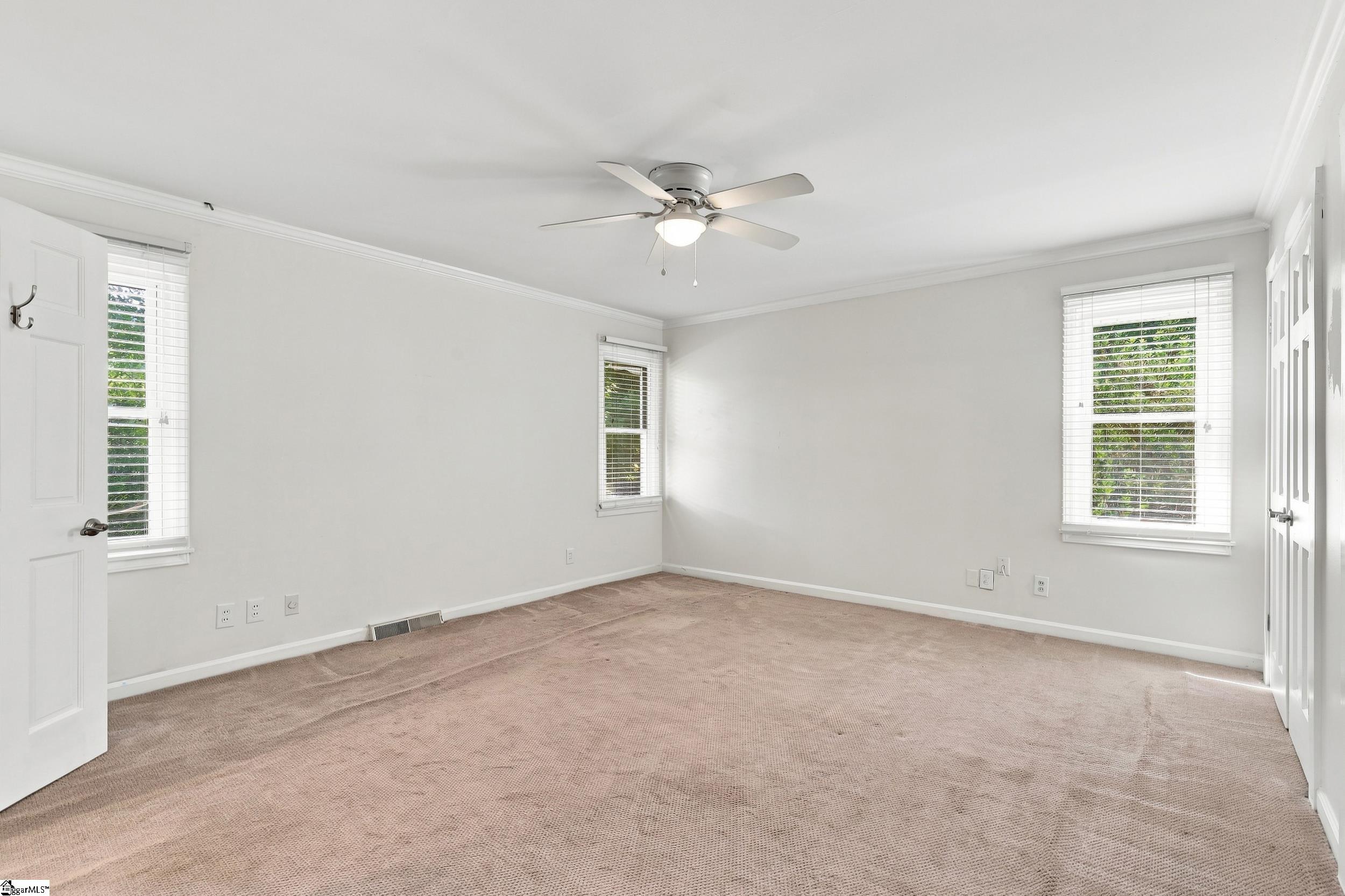 110 Stonehedge Drive Property Photo 13