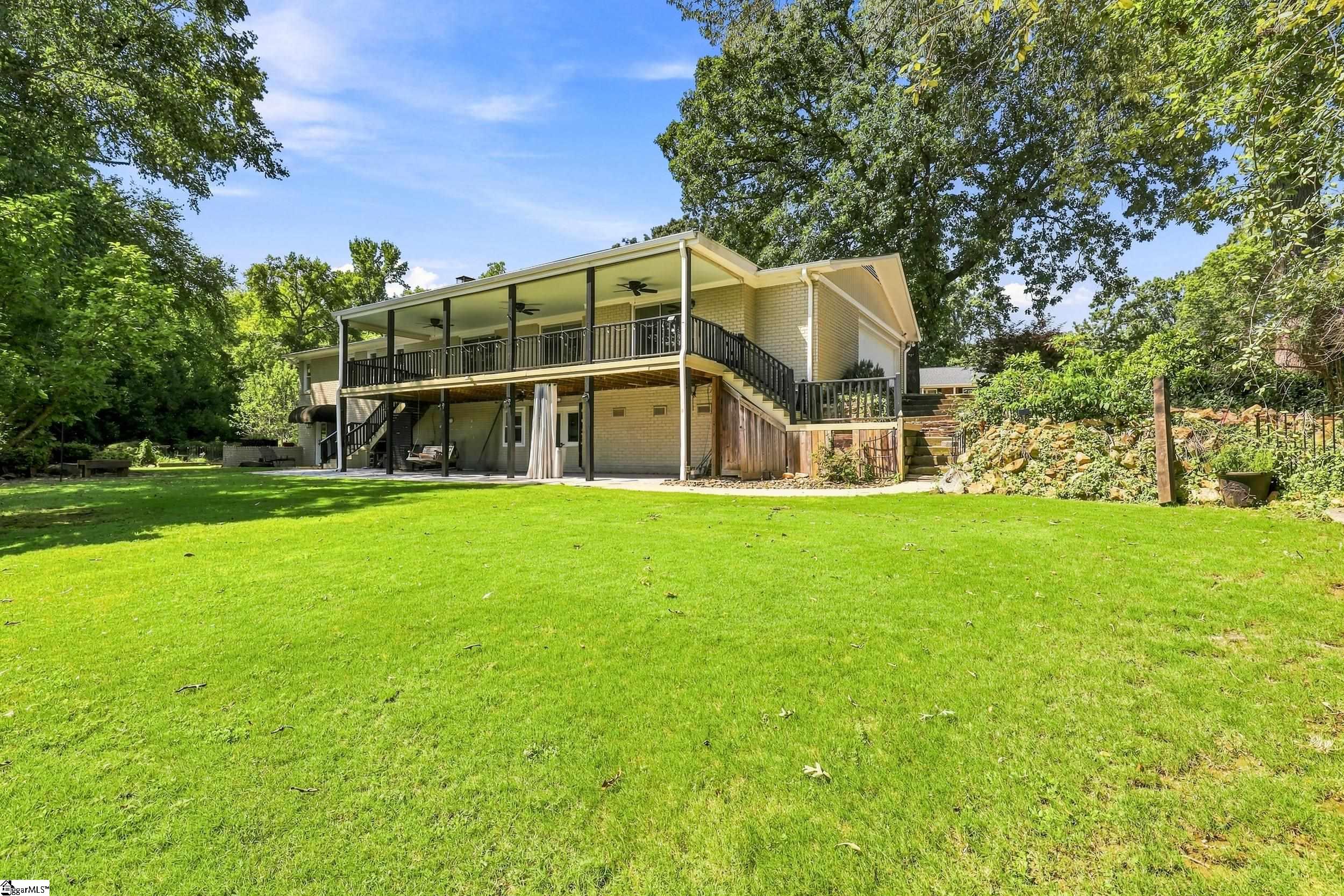 110 Stonehedge Drive Property Photo 34
