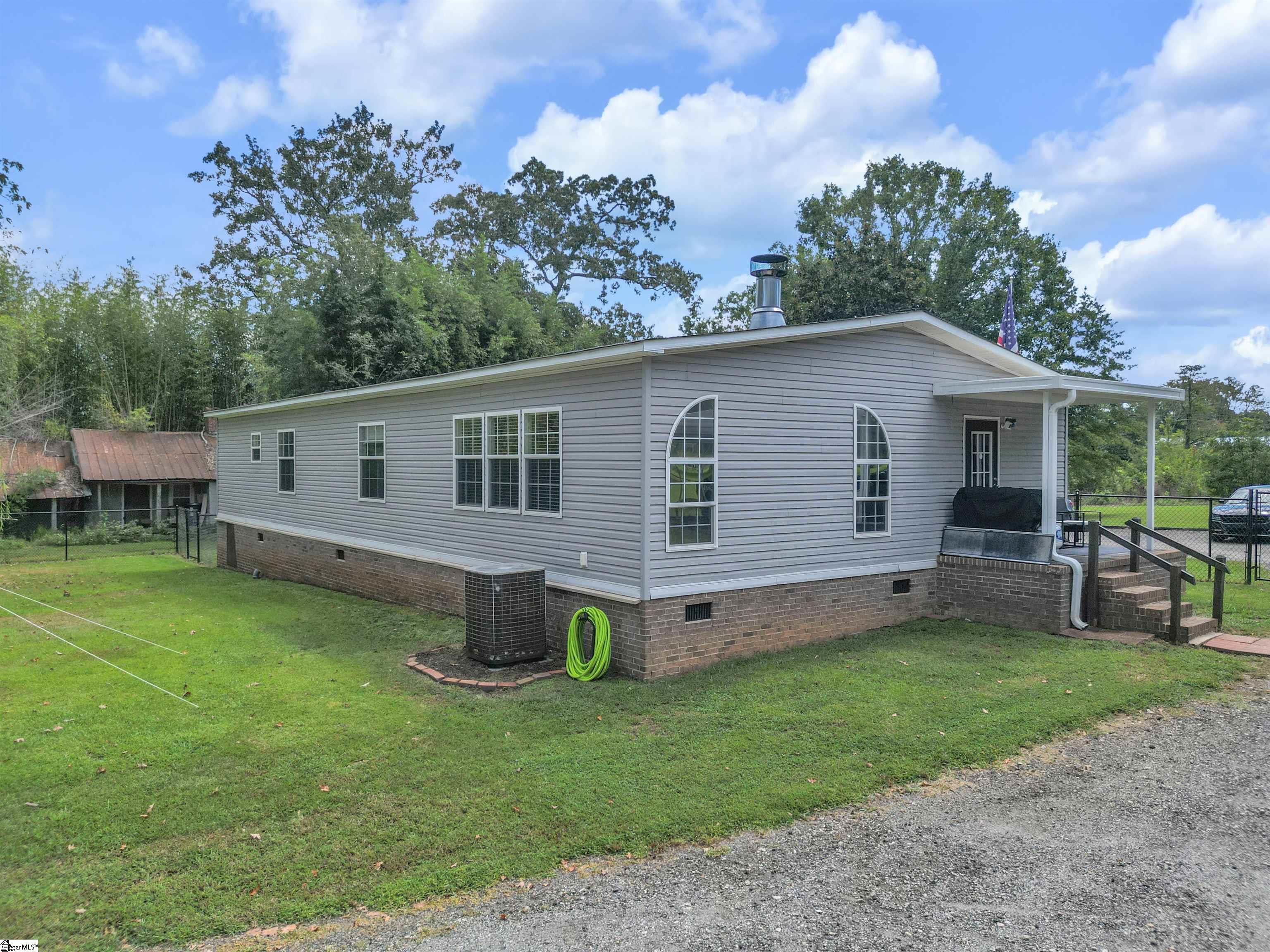 4056 Ridge Road Property Photo 5