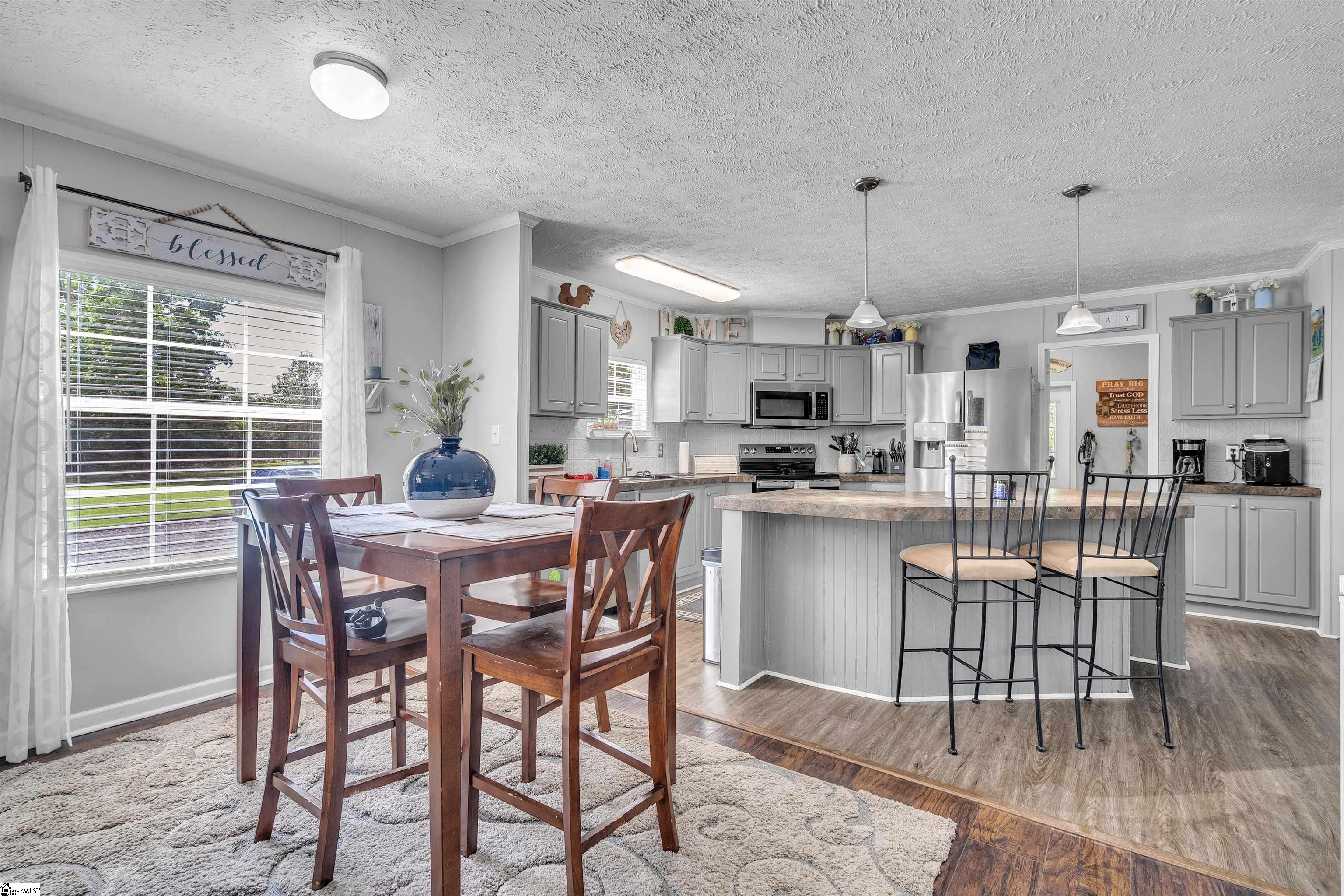 4056 Ridge Road Property Photo 12