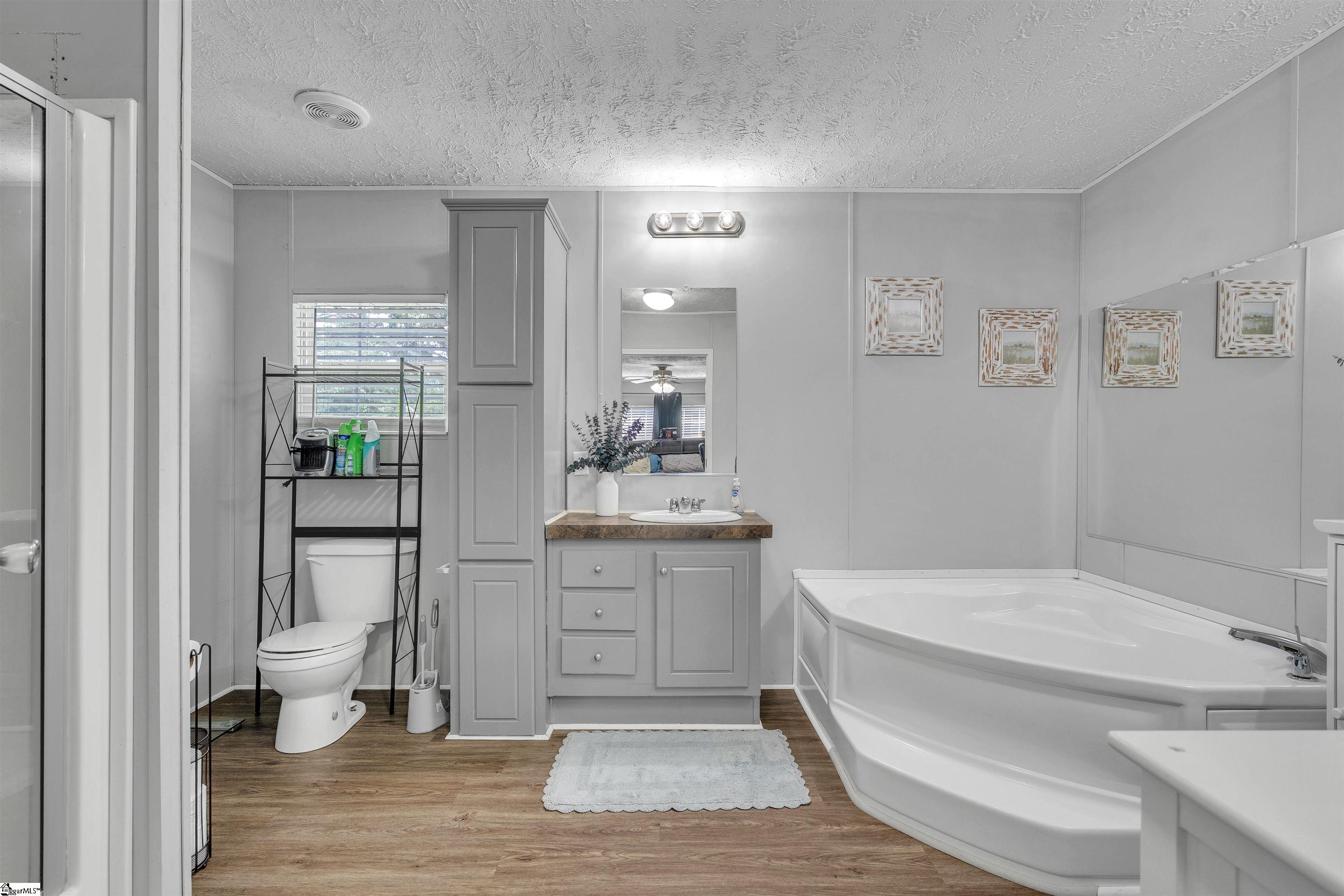 4056 Ridge Road Property Photo 19