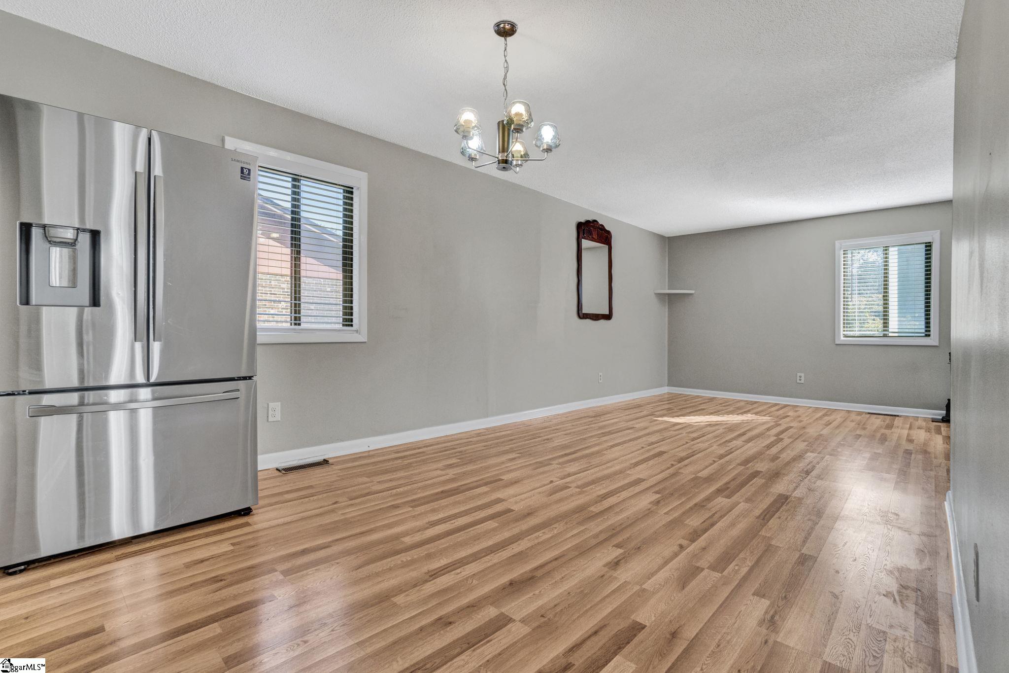 1105 Charter Oak Drive Property Photo 14