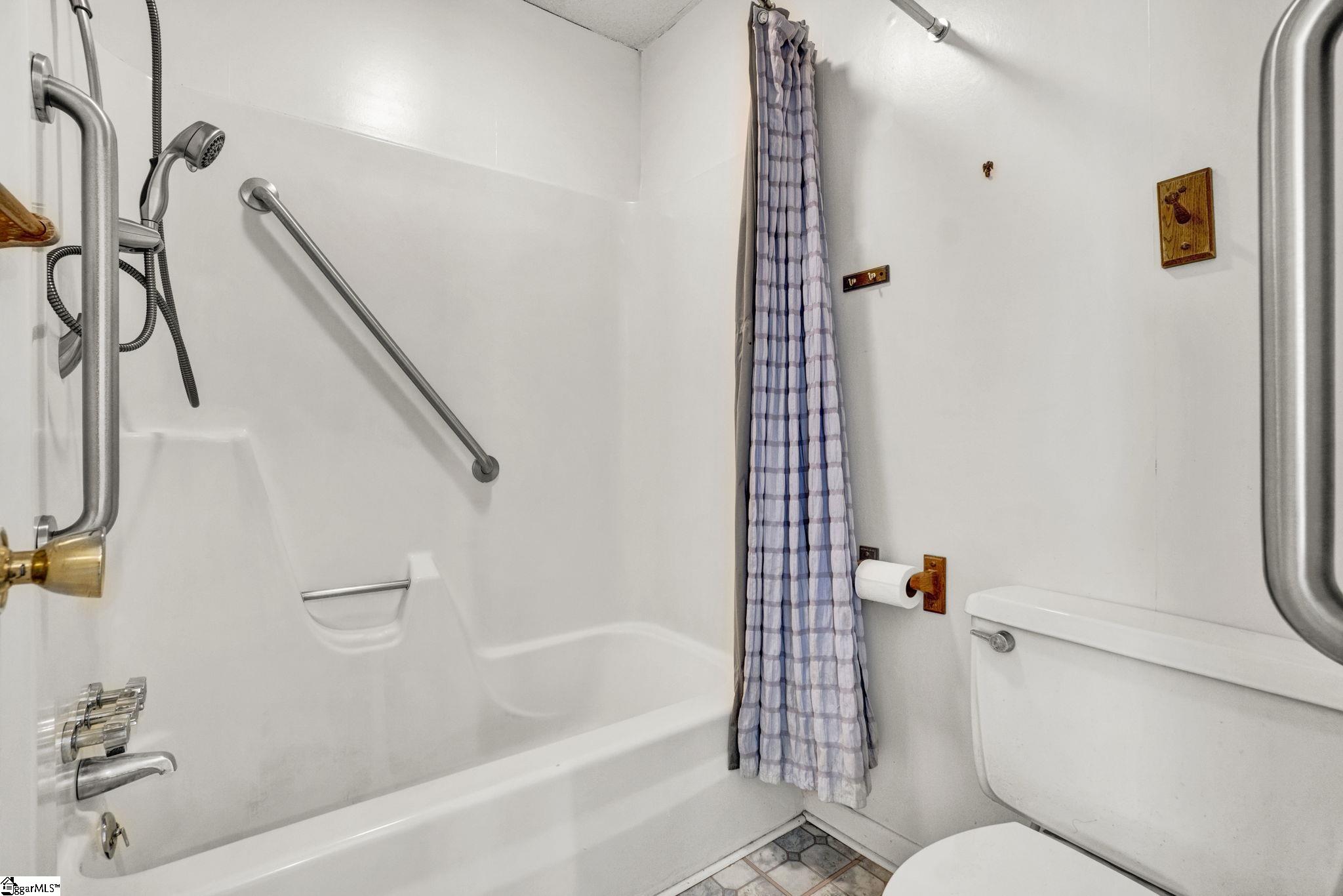 1105 Charter Oak Drive Property Photo 37