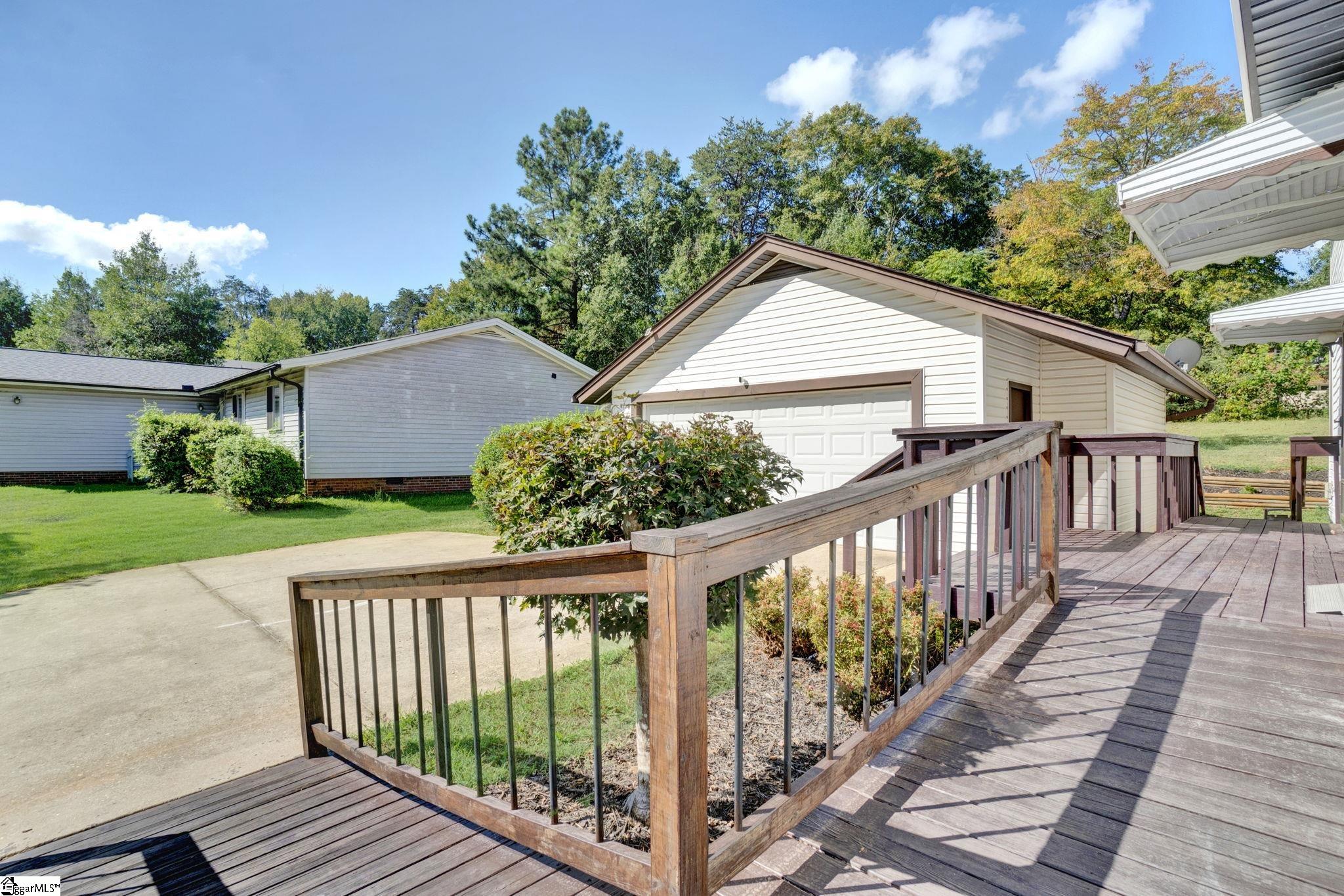 1105 Charter Oak Drive Property Photo 42