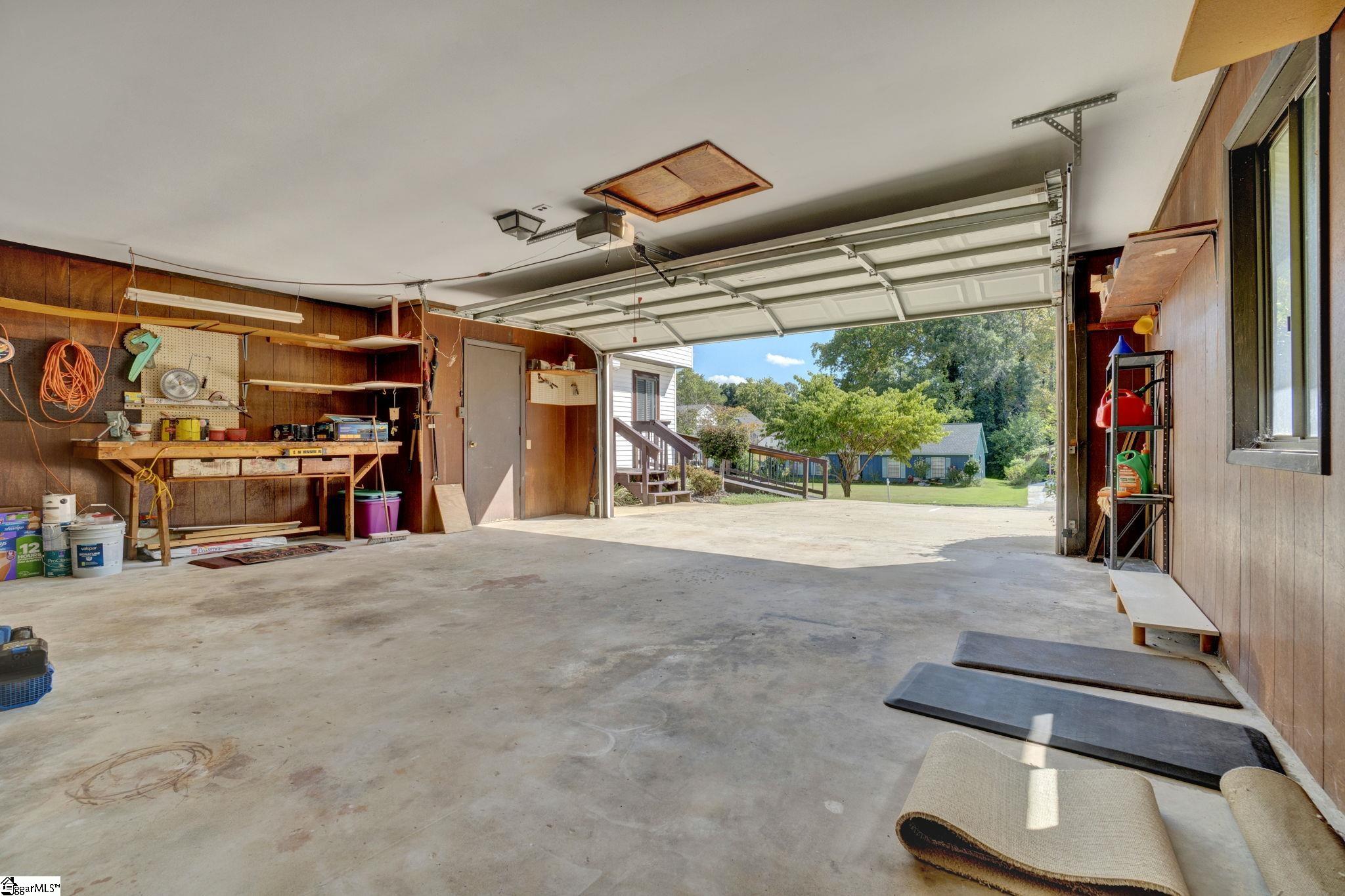 1105 Charter Oak Drive Property Photo 46