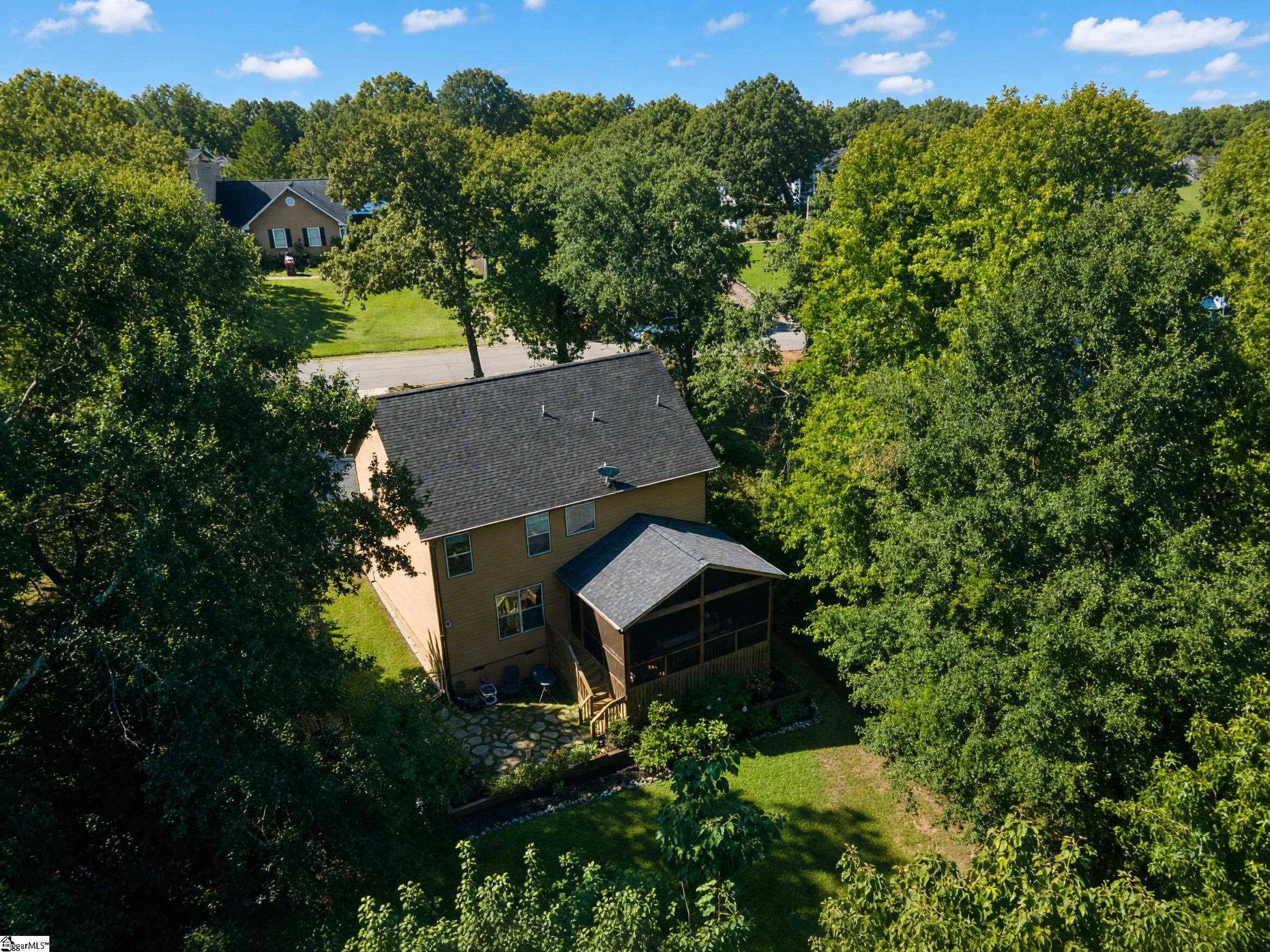 200 Hunters Woods Drive Property Photo 48