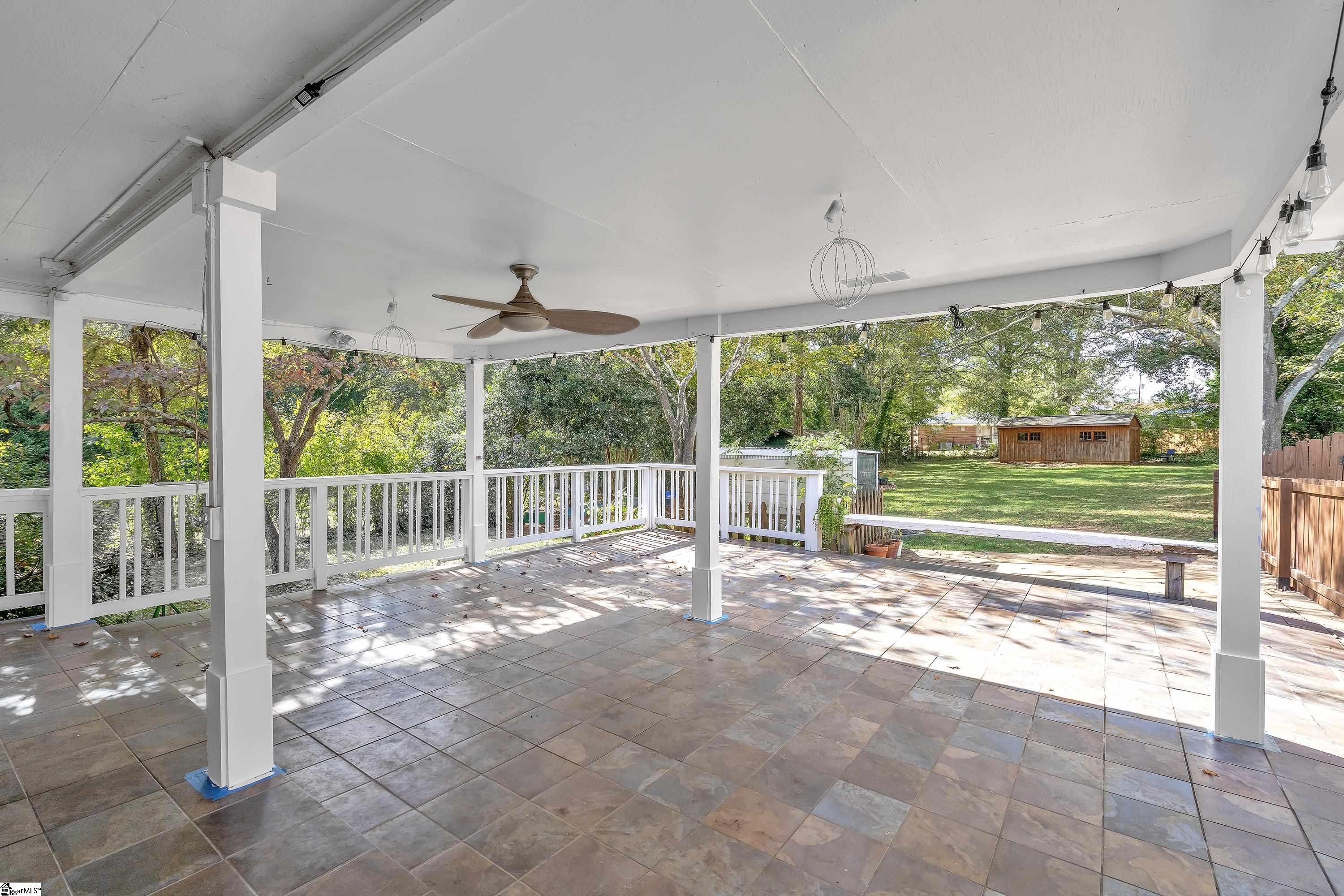 108 Holmes Drive Property Photo 4