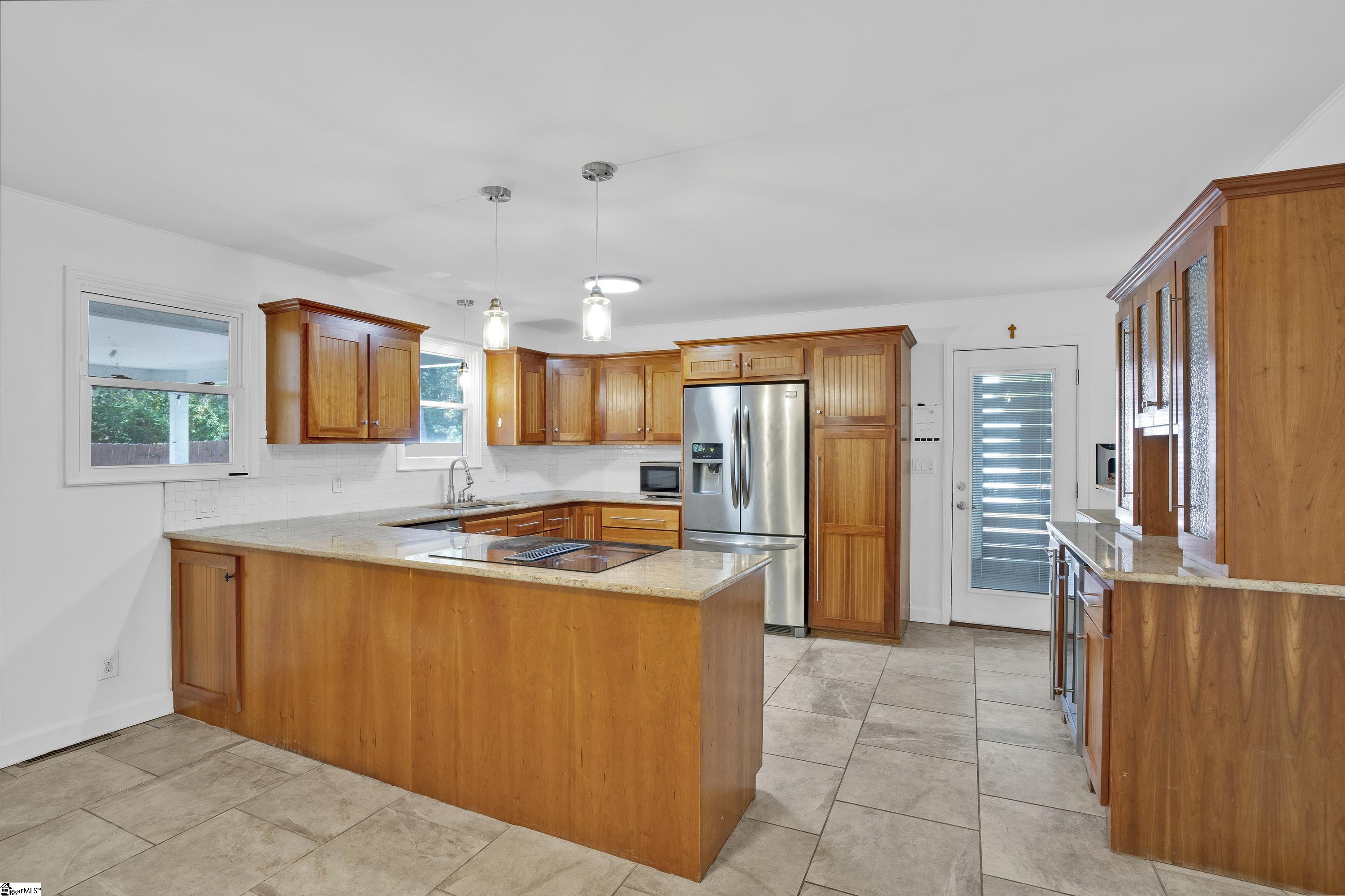 108 Holmes Drive Property Photo 12