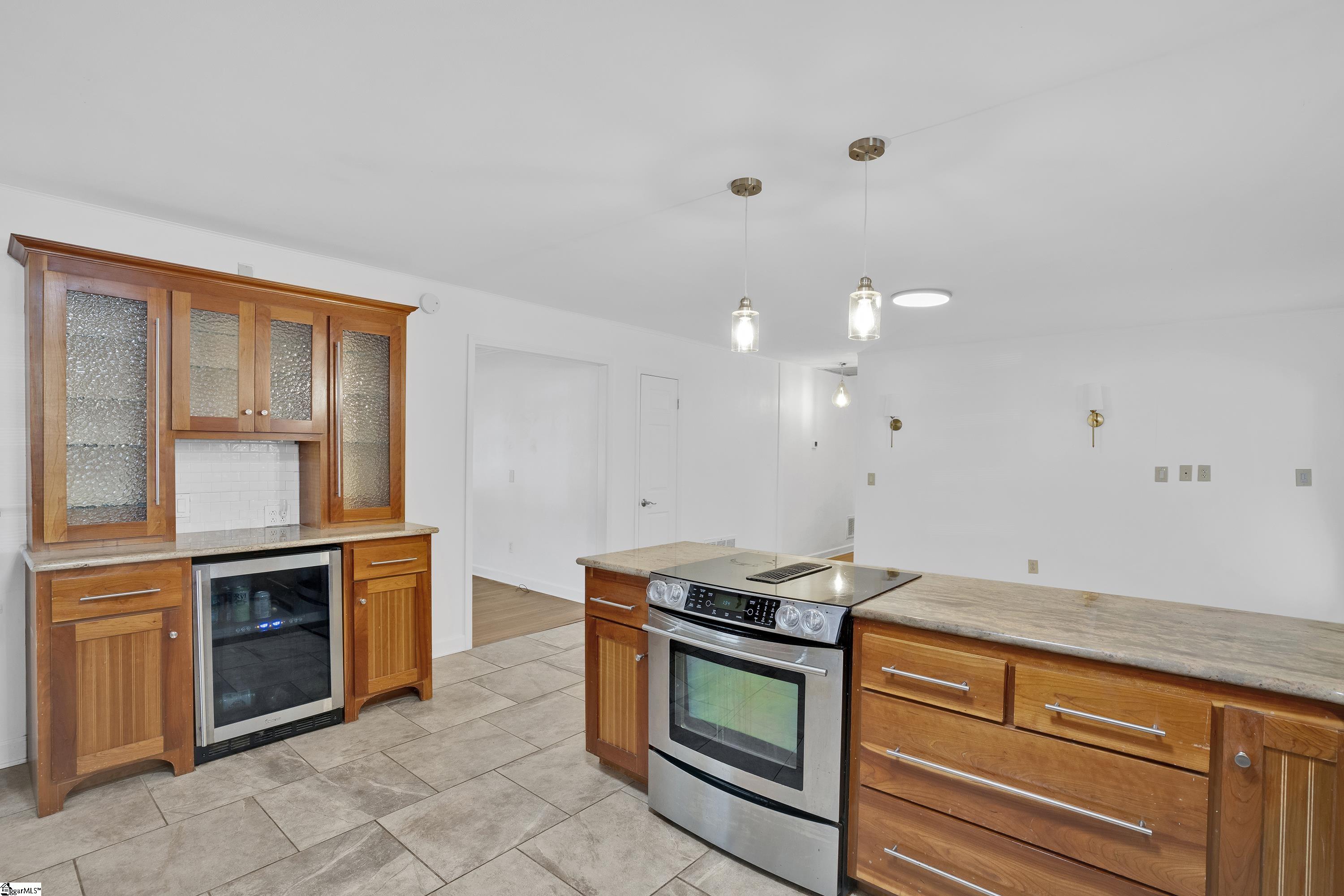 108 Holmes Drive Property Photo 14