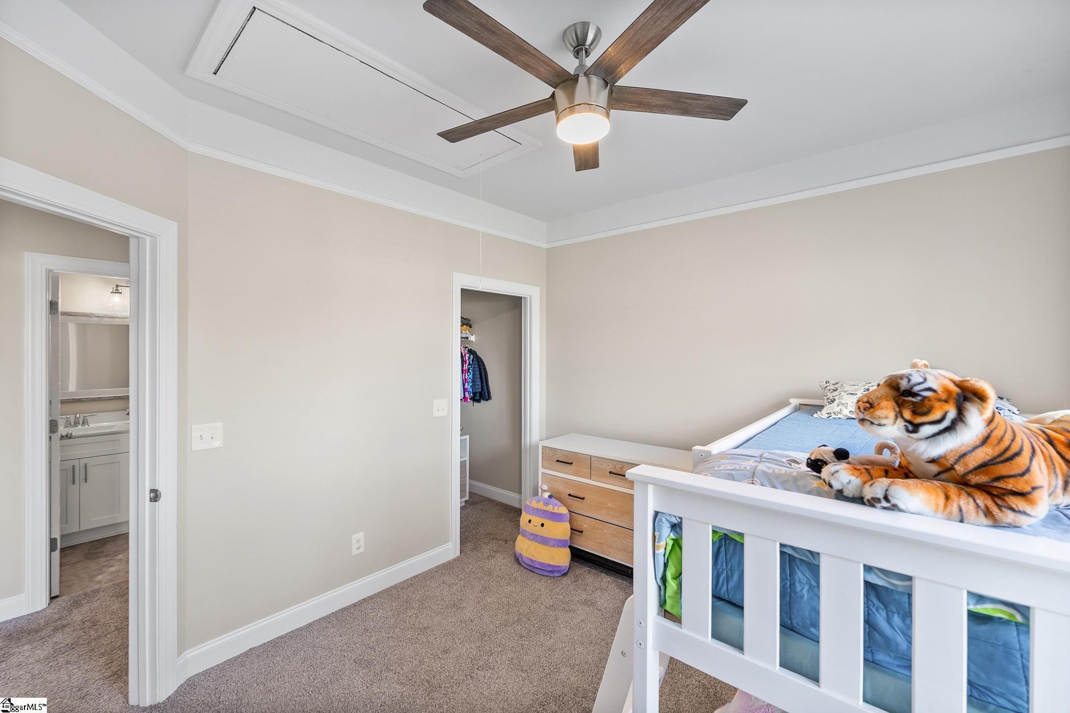 305 Pine Street Property Photo 29