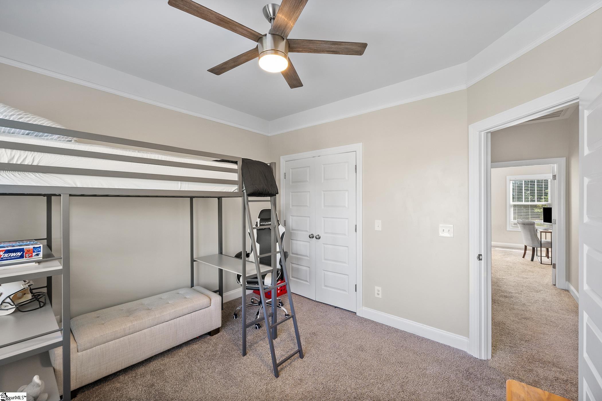 305 Pine Street Property Photo 31
