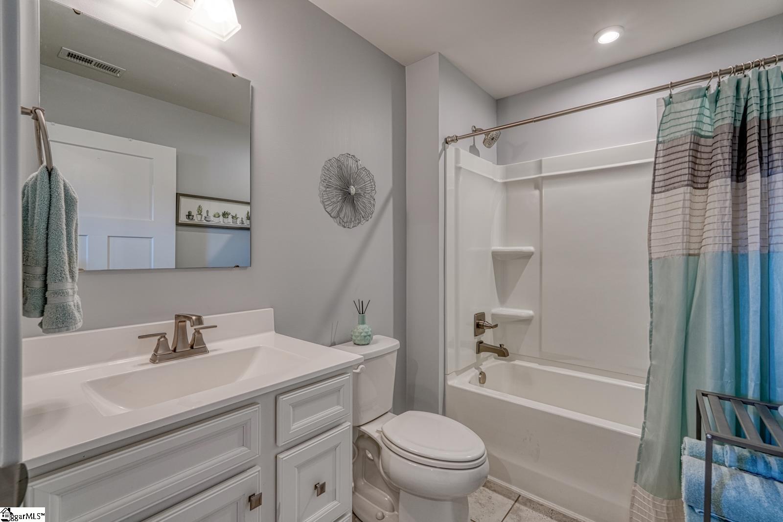 1038 Hunter Green Lane Property Photo 19