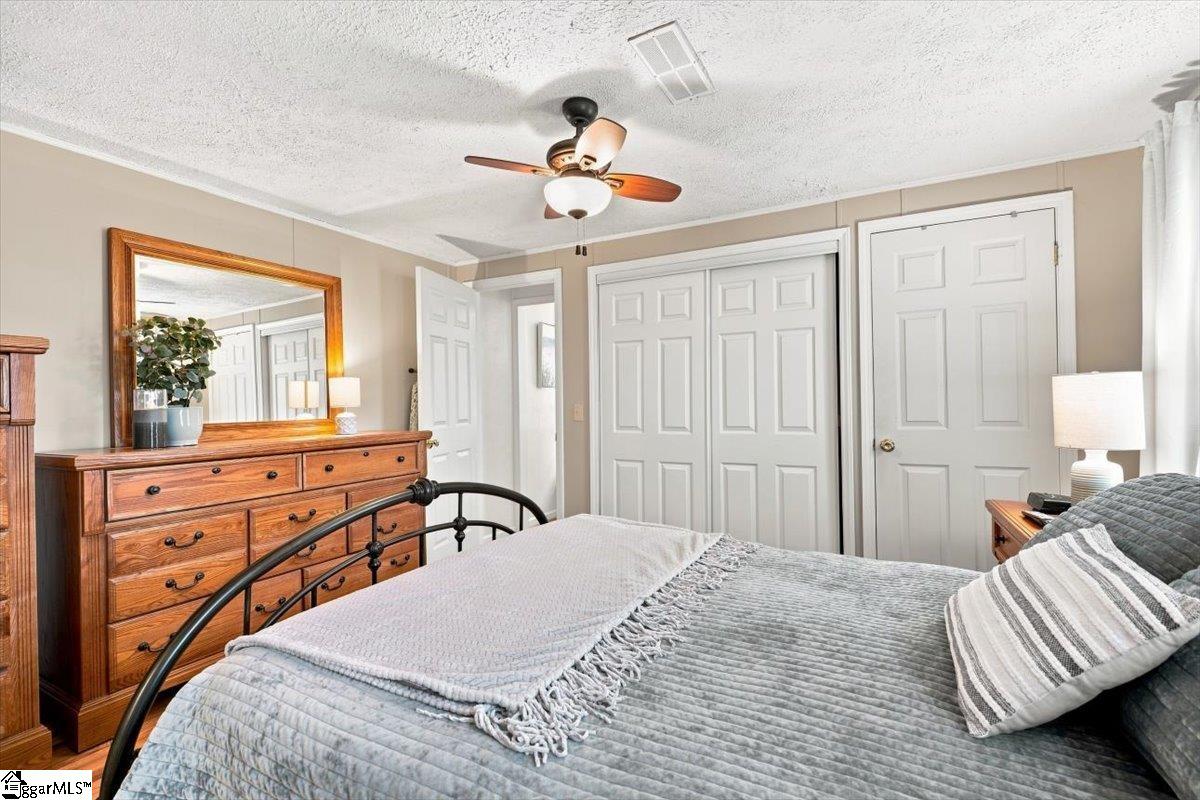 2161 Dickson Road Property Photo 24