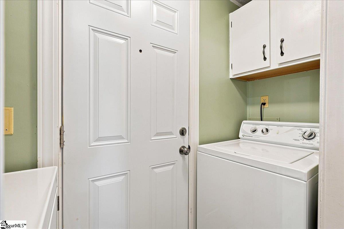 2161 Dickson Road Property Photo 34