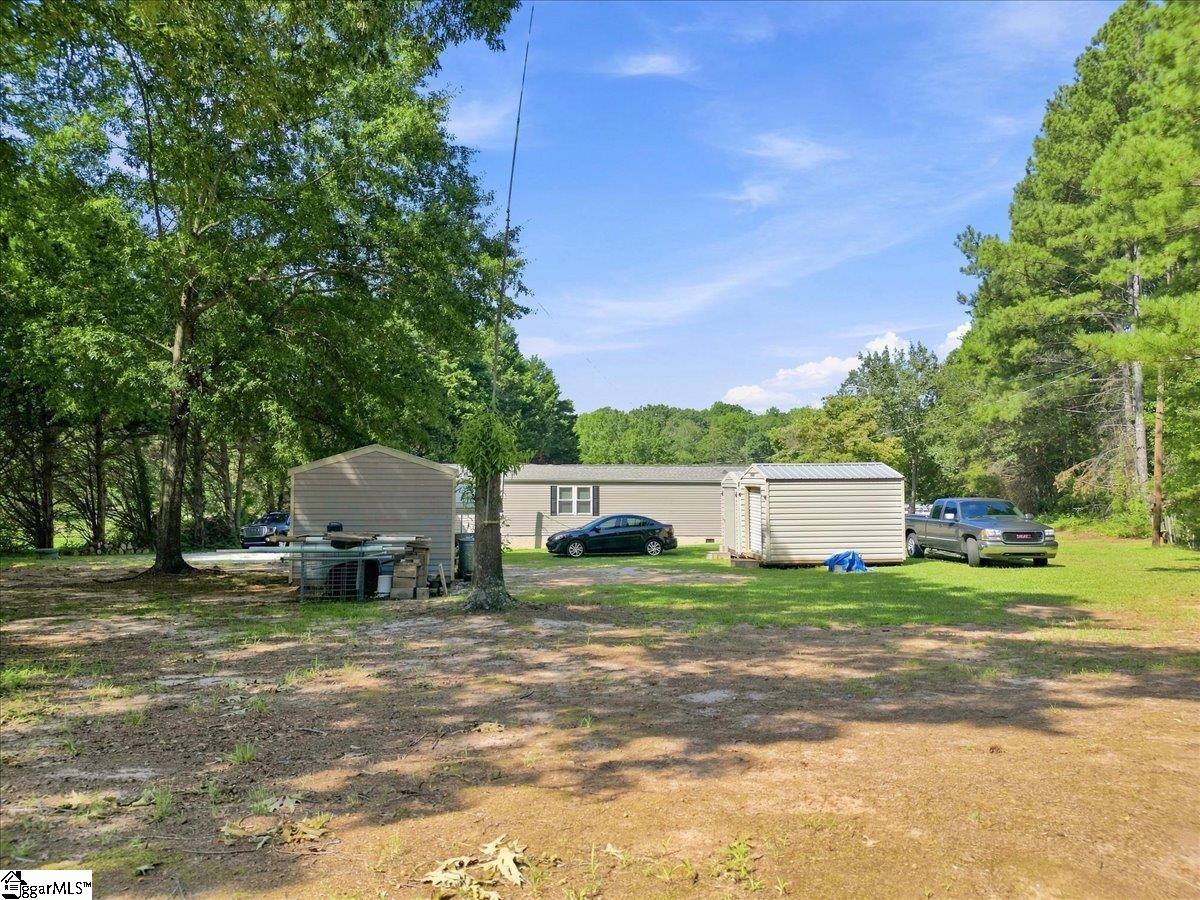 2161 Dickson Road Property Photo 40