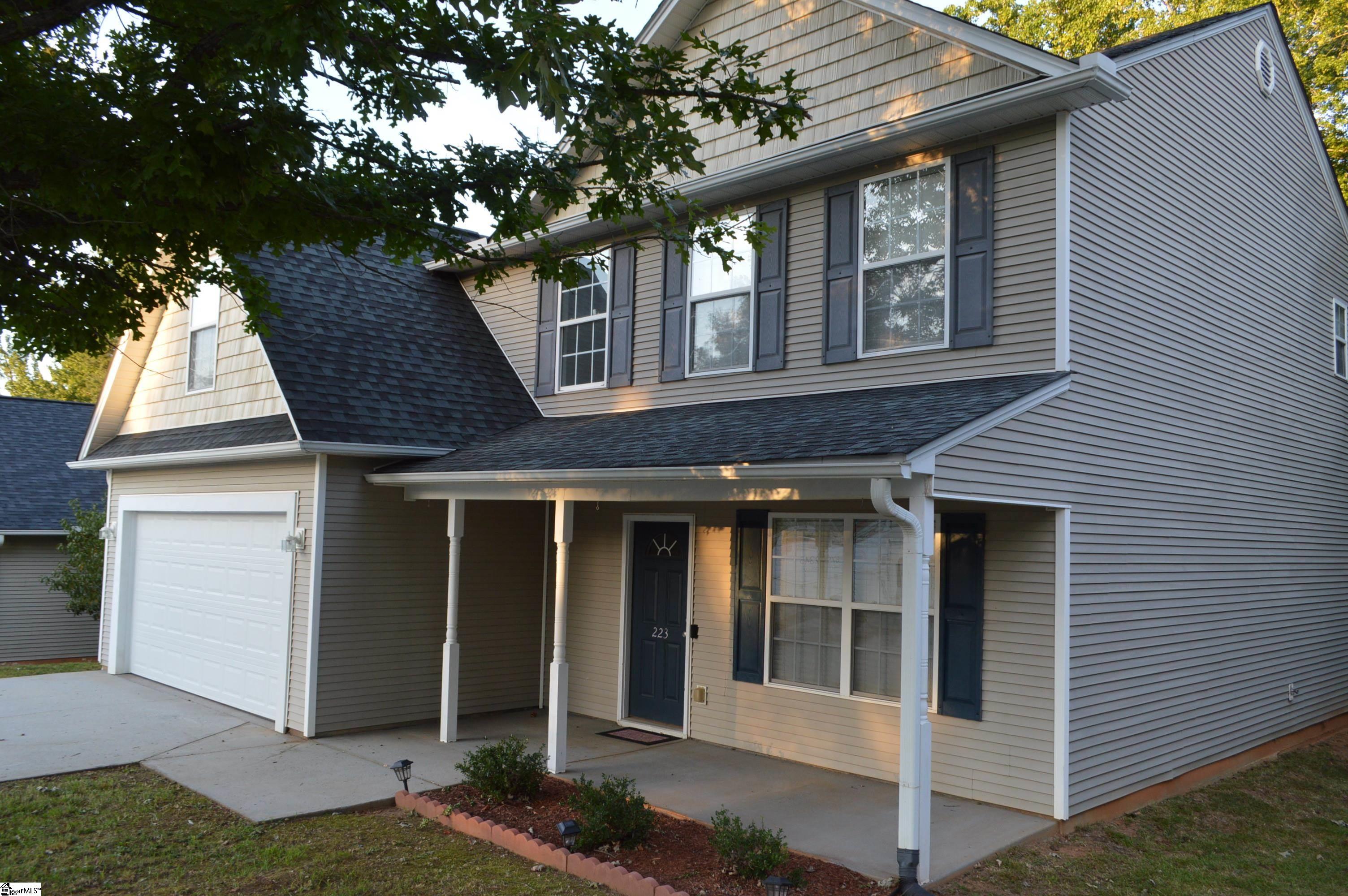 223 Stockbridge Drive Property Photo 2