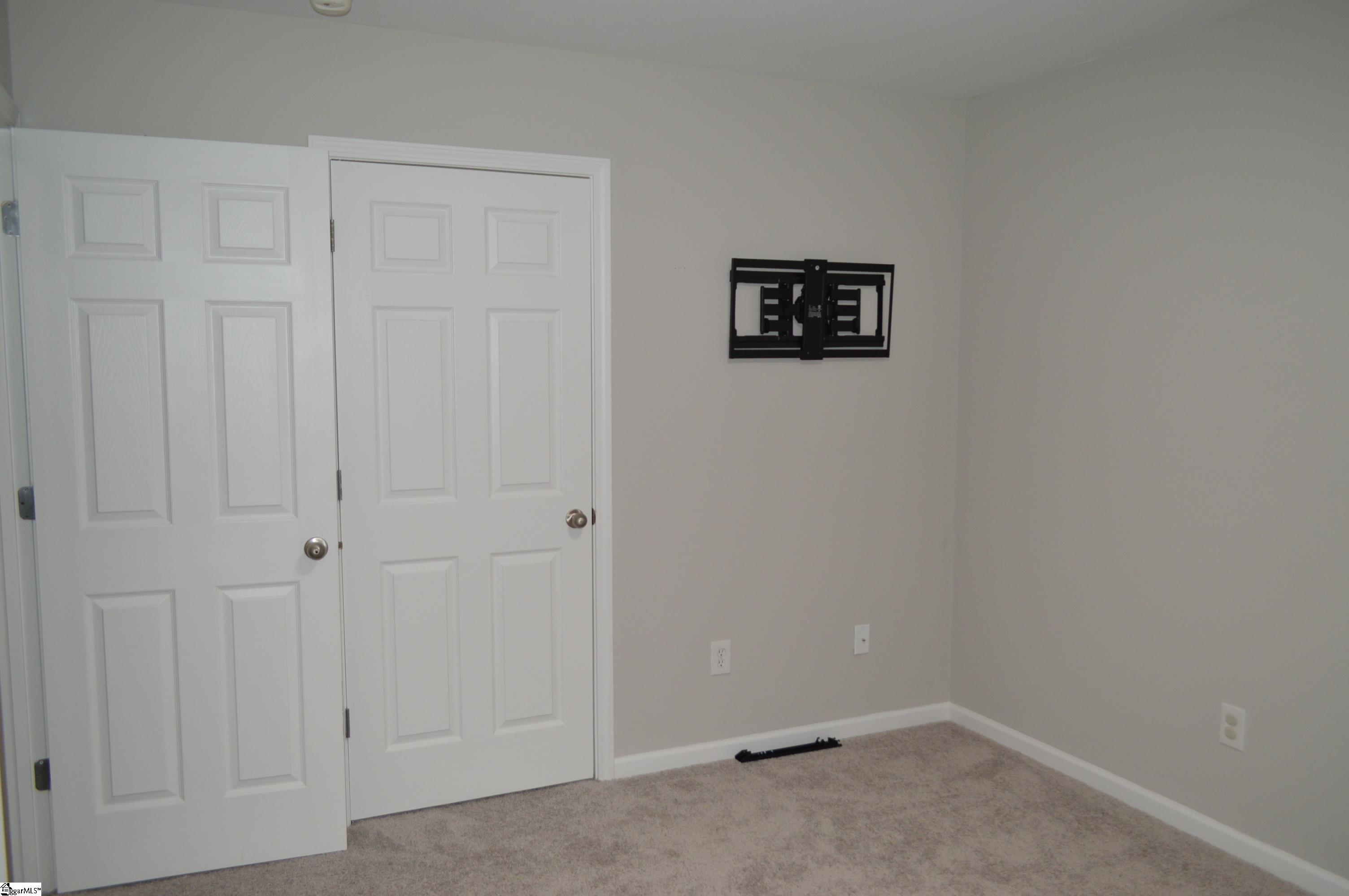 223 Stockbridge Drive Property Photo 11