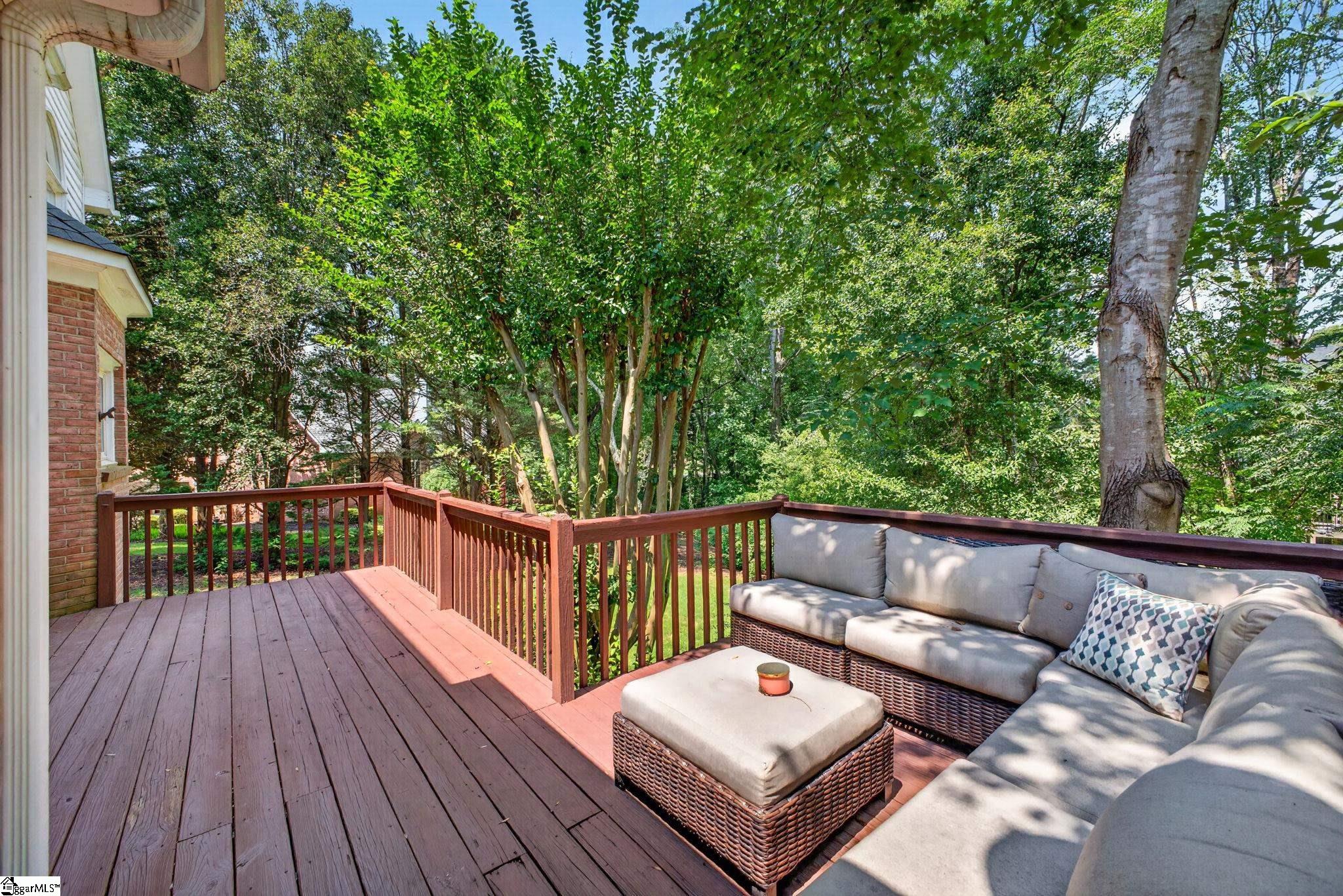 519 Live Oak Court Property Photo 32