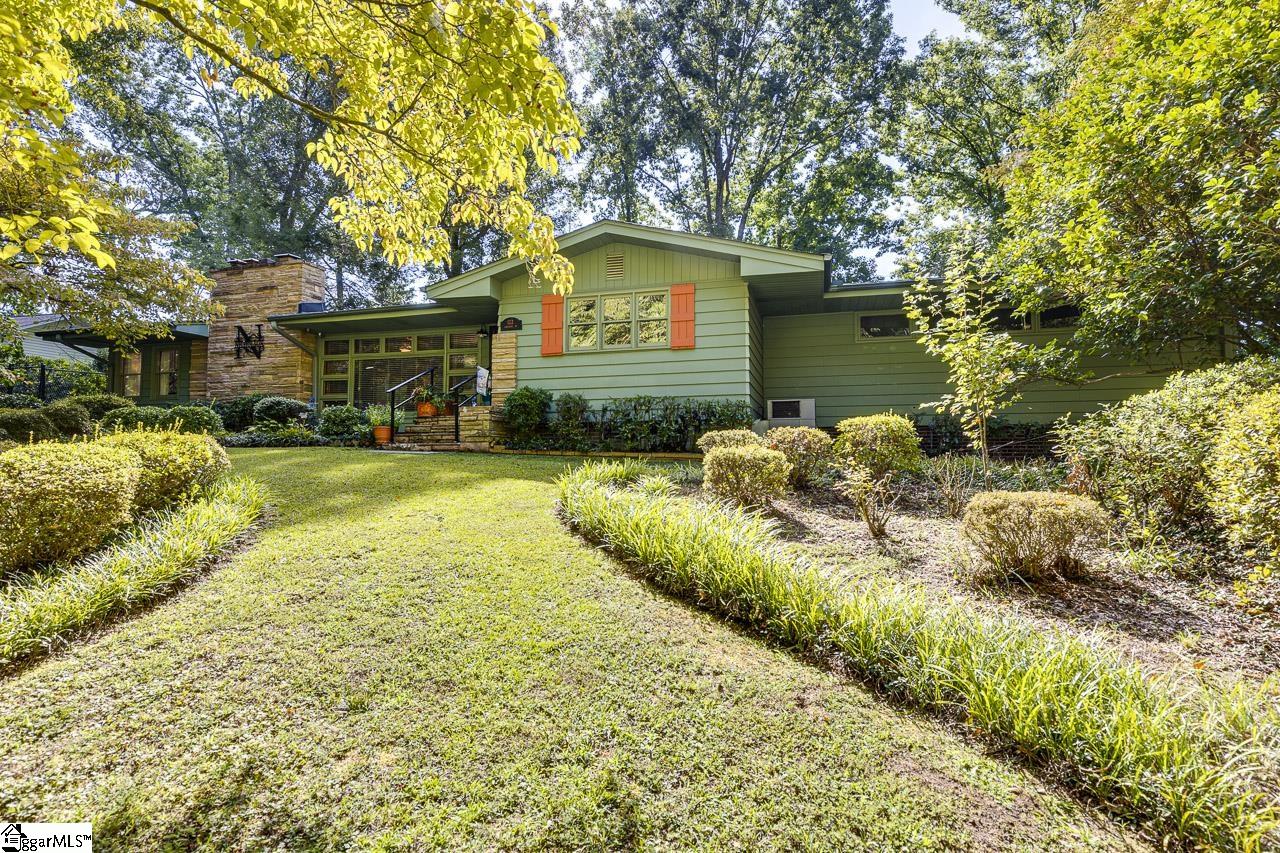 122 Lakeshore Drive Property Photo 6