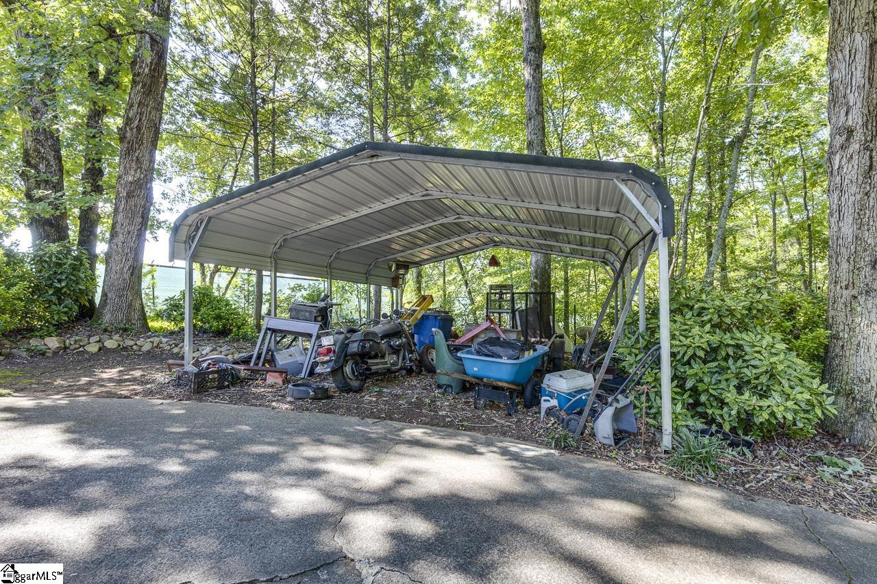 122 Lakeshore Drive Property Photo 32