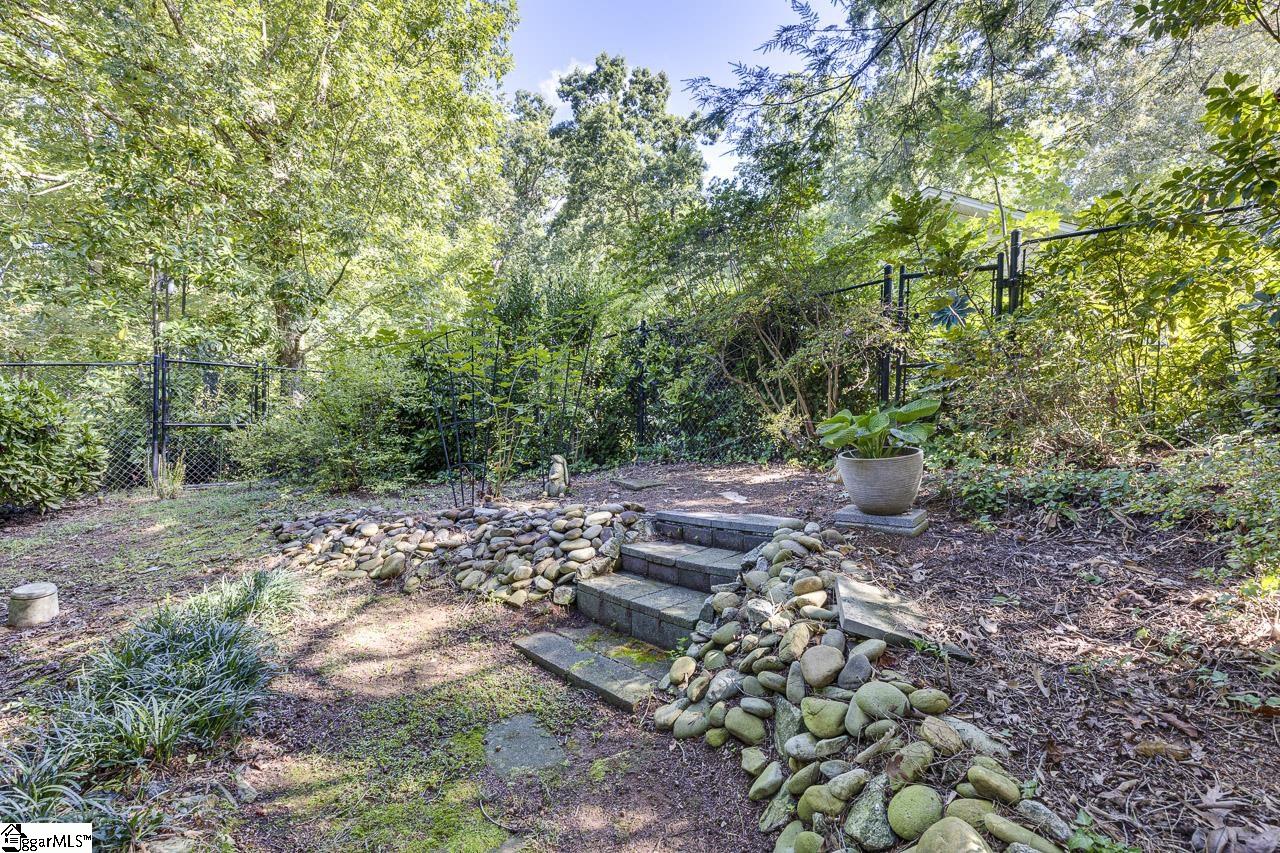 122 Lakeshore Drive Property Photo 39