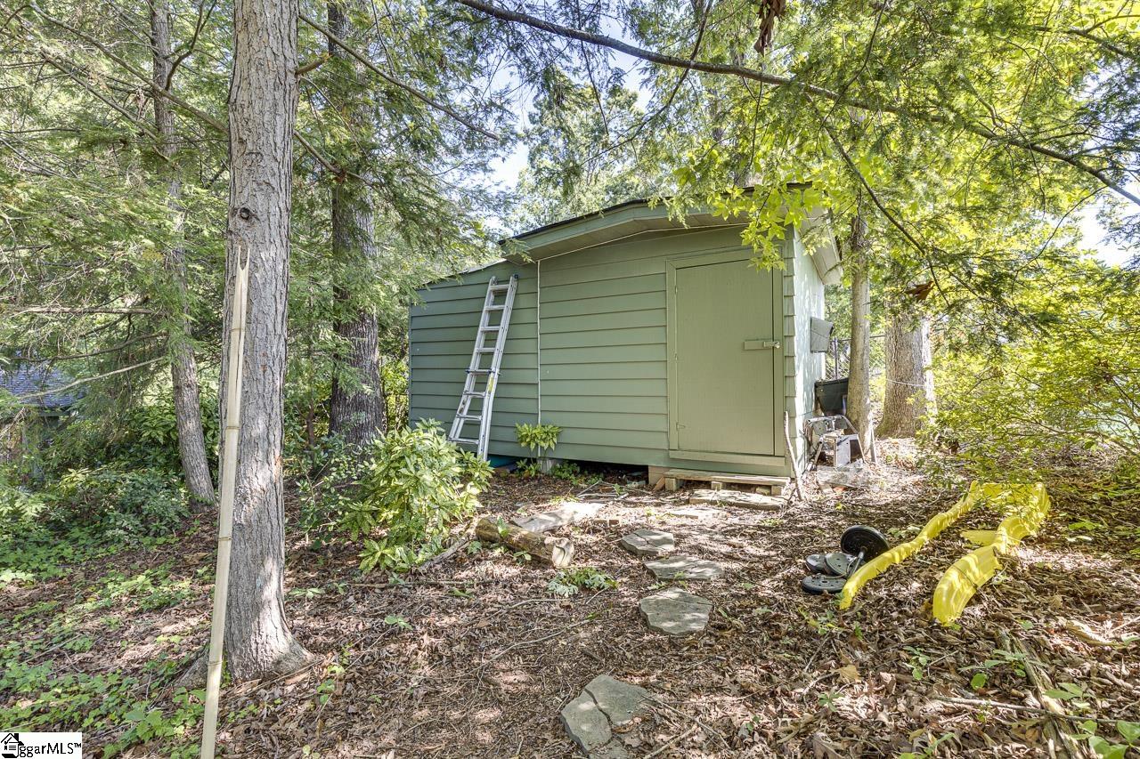 122 Lakeshore Drive Property Photo 41