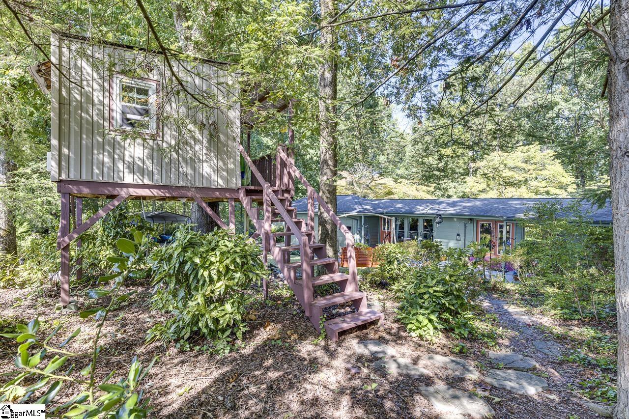 122 Lakeshore Drive Property Photo 42