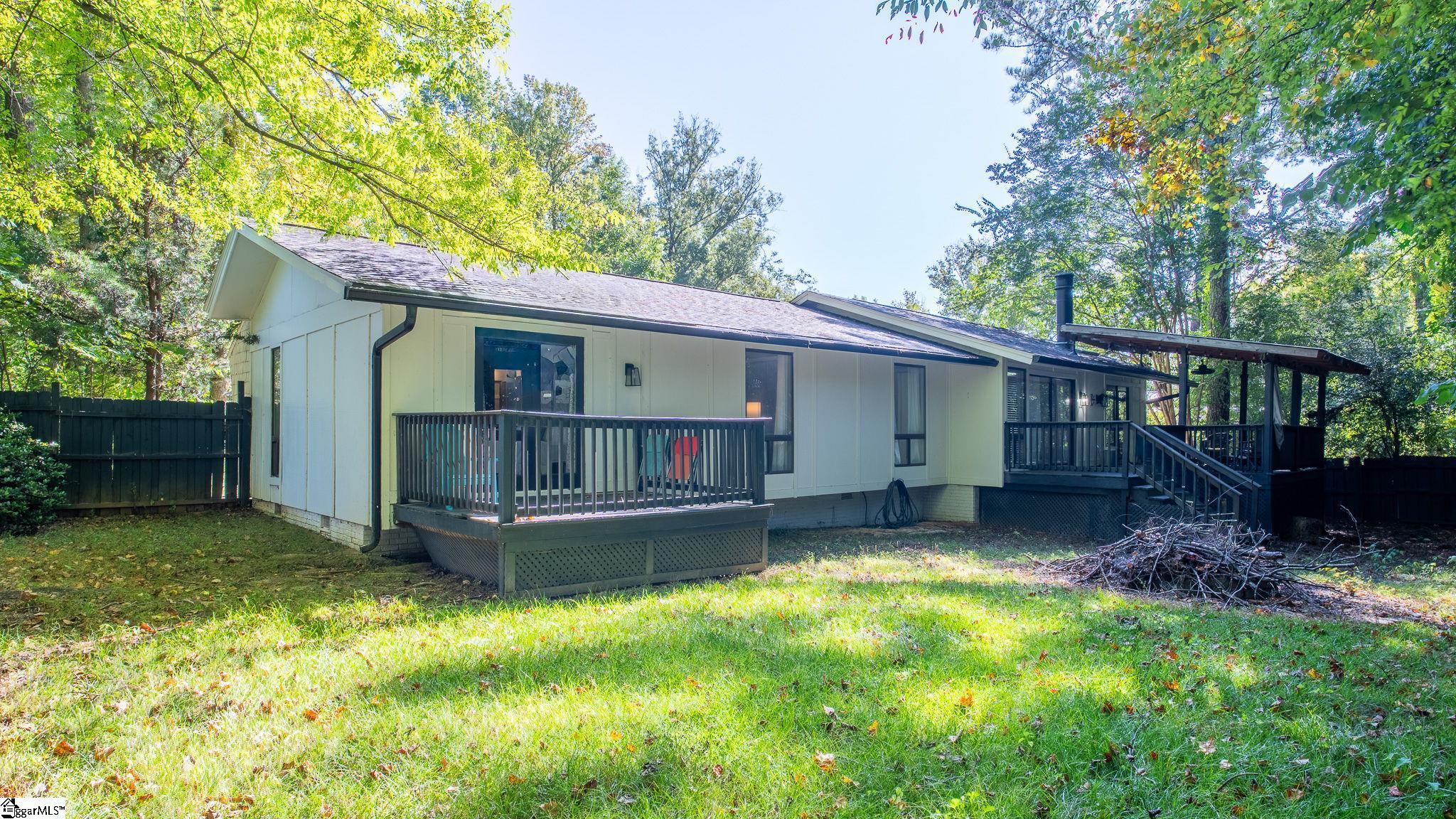 111 Oakdale Drive Property Photo 33