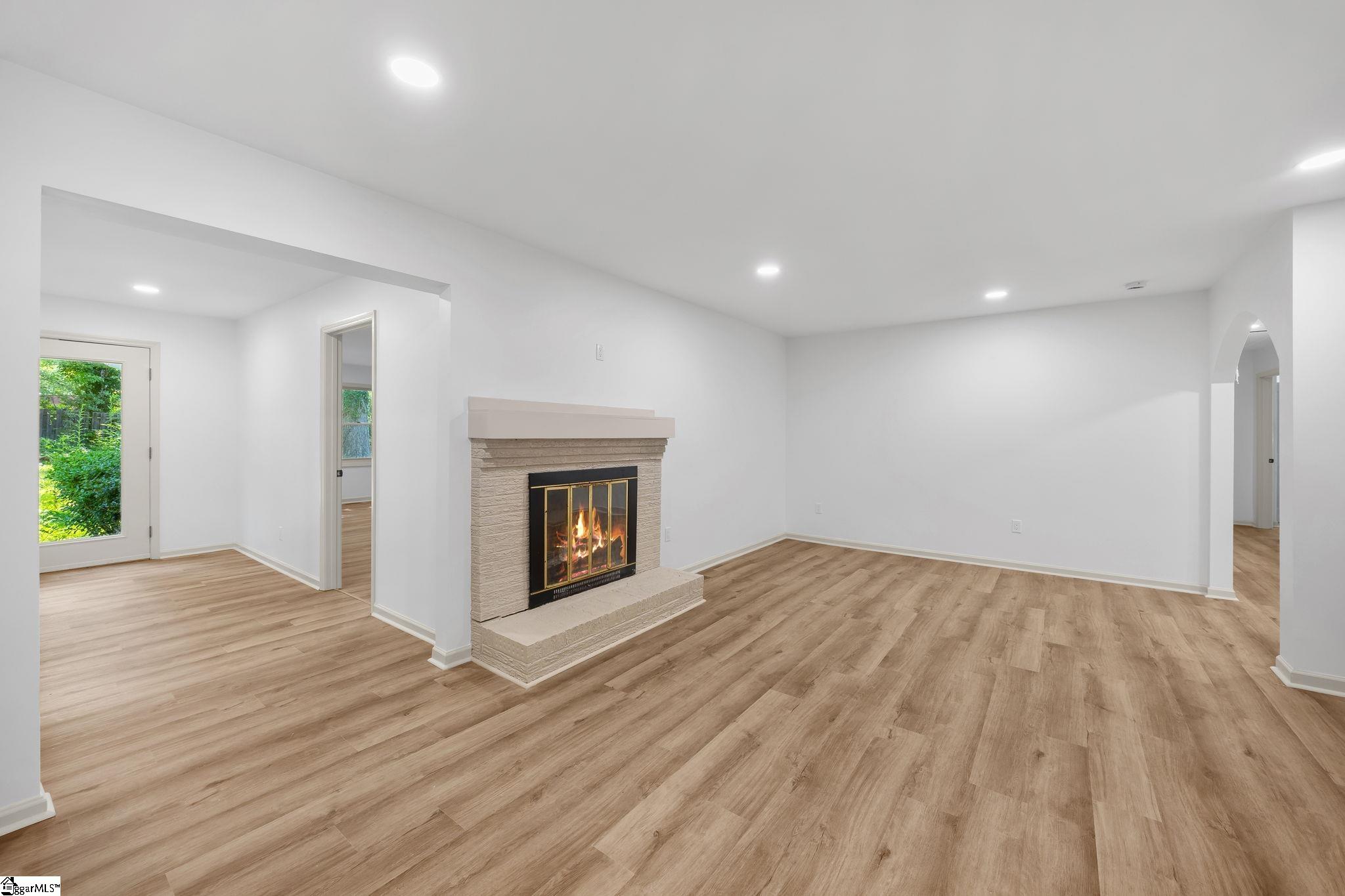 13 Bedford Lane Property Photo 14