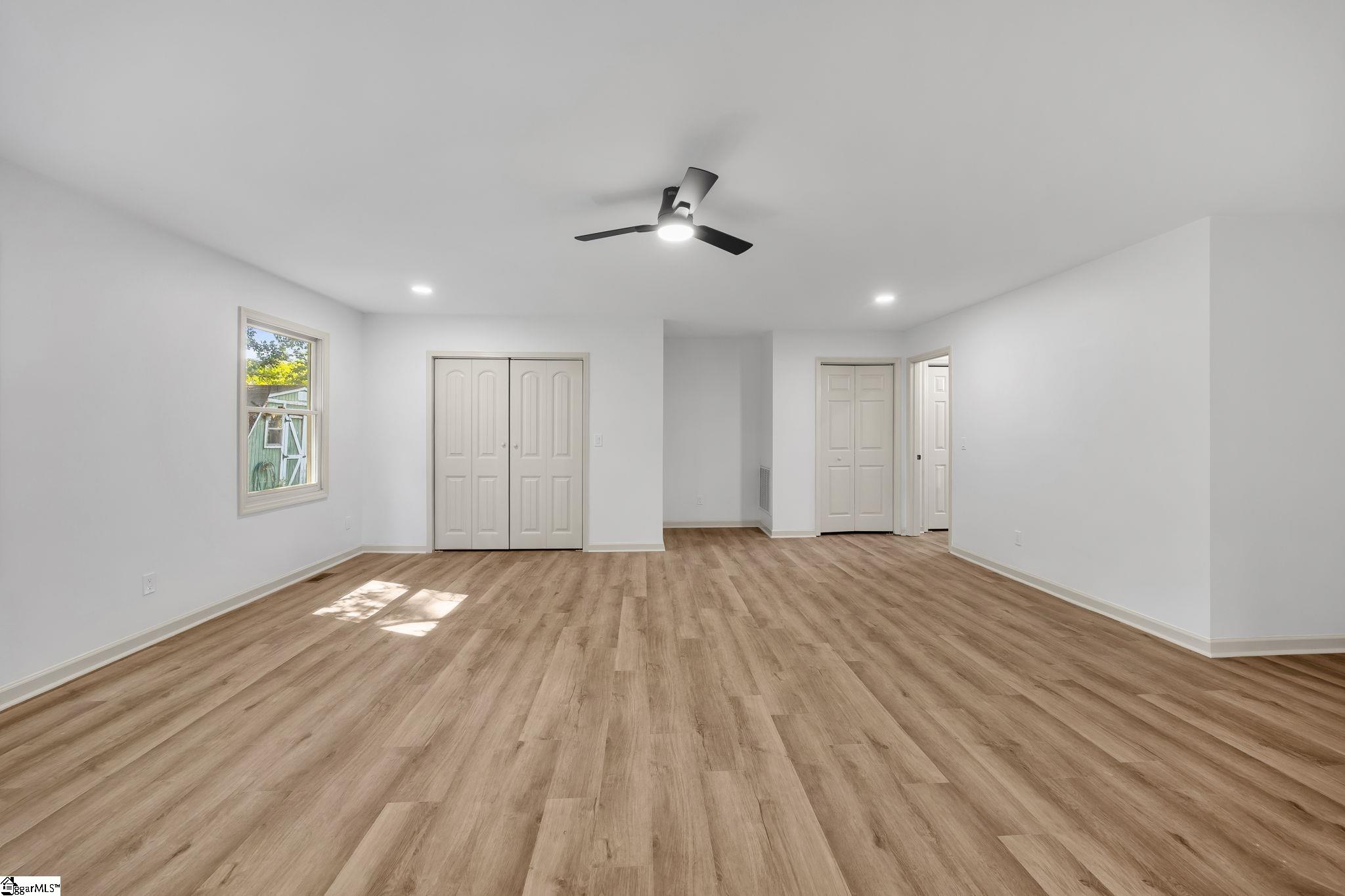 13 Bedford Lane Property Photo 26