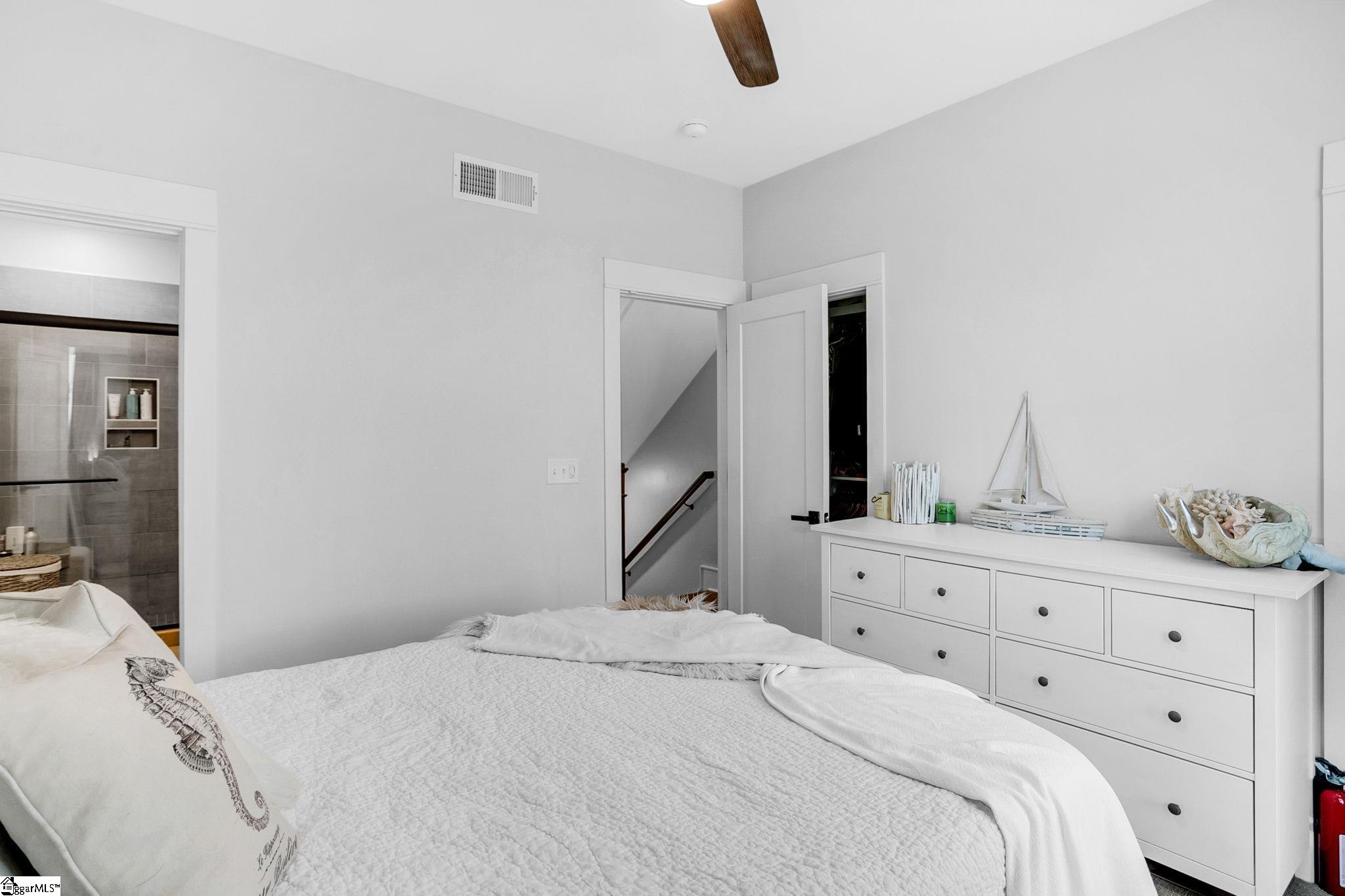 121 W Stone Avenue Property Photo 17