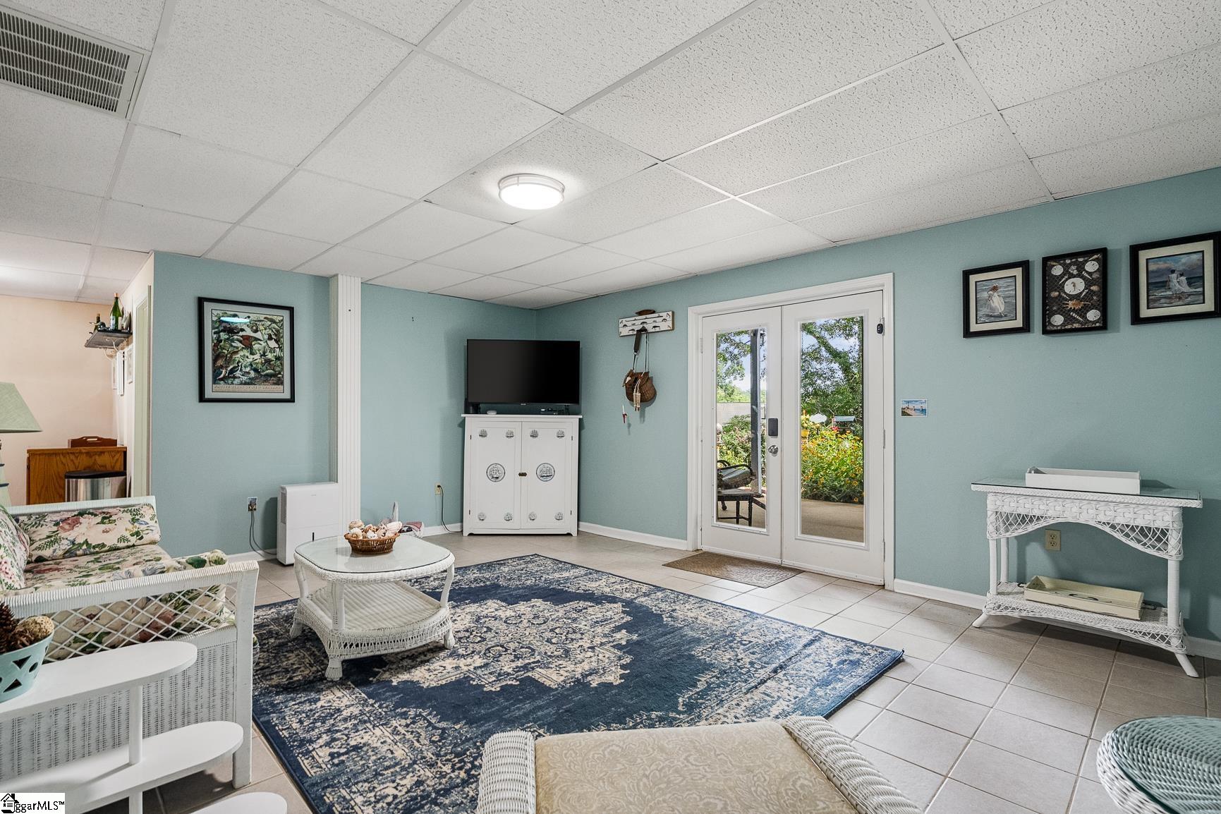 106 Roxbury Court Property Photo 10