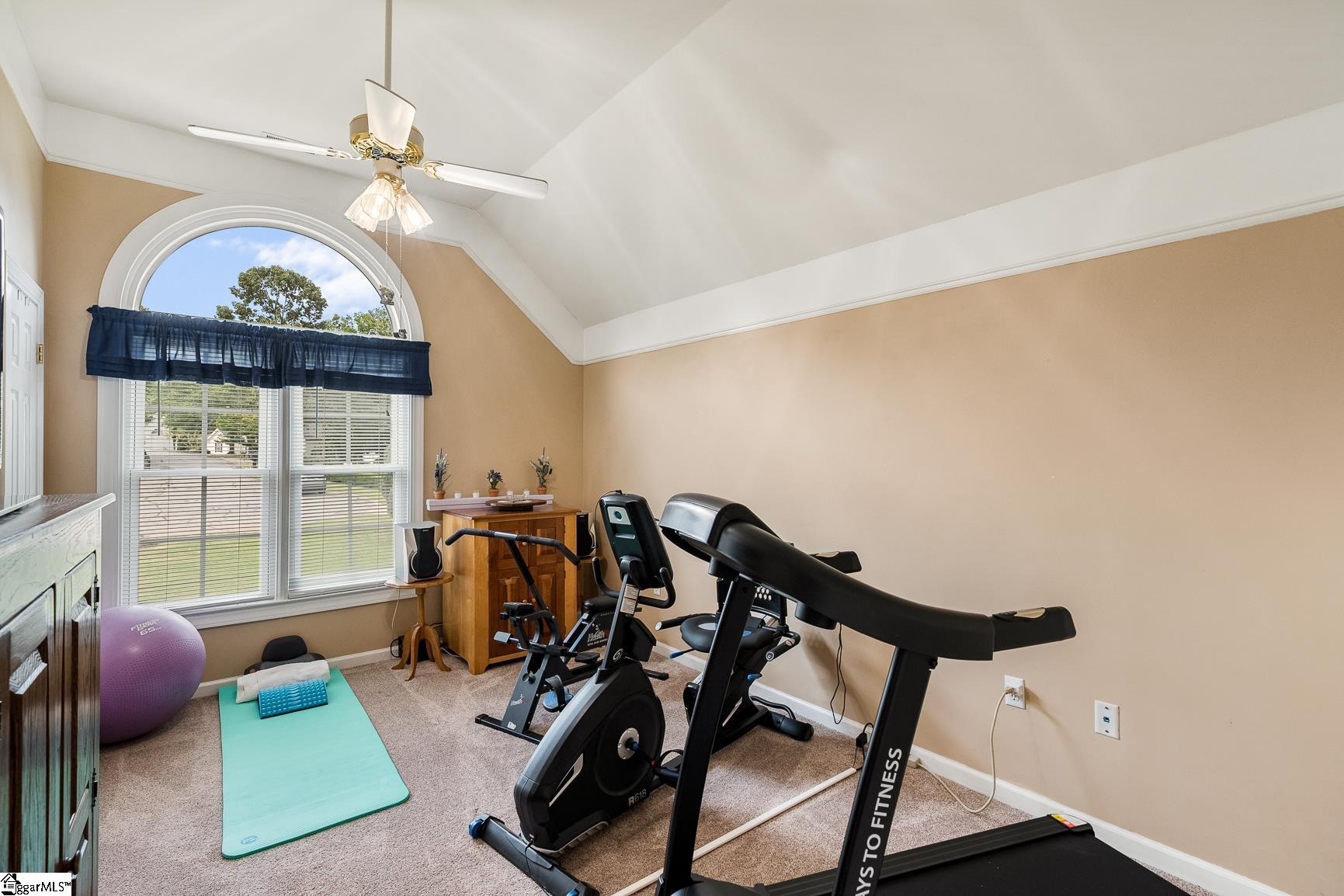 106 Roxbury Court Property Photo 24