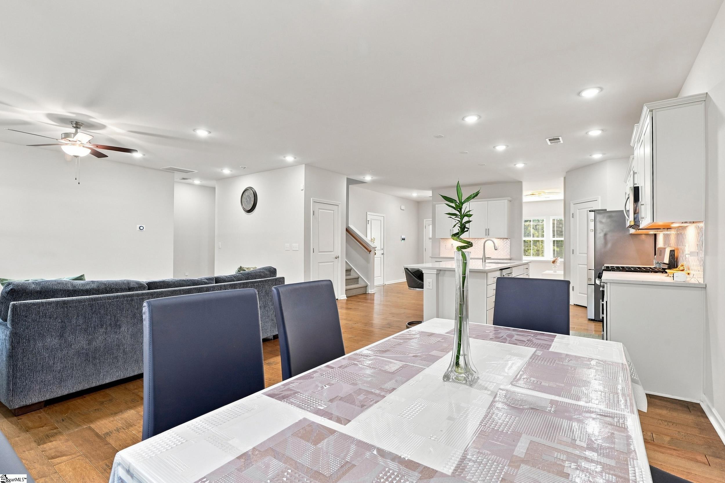 101 Indigo Park Place Property Photo 14