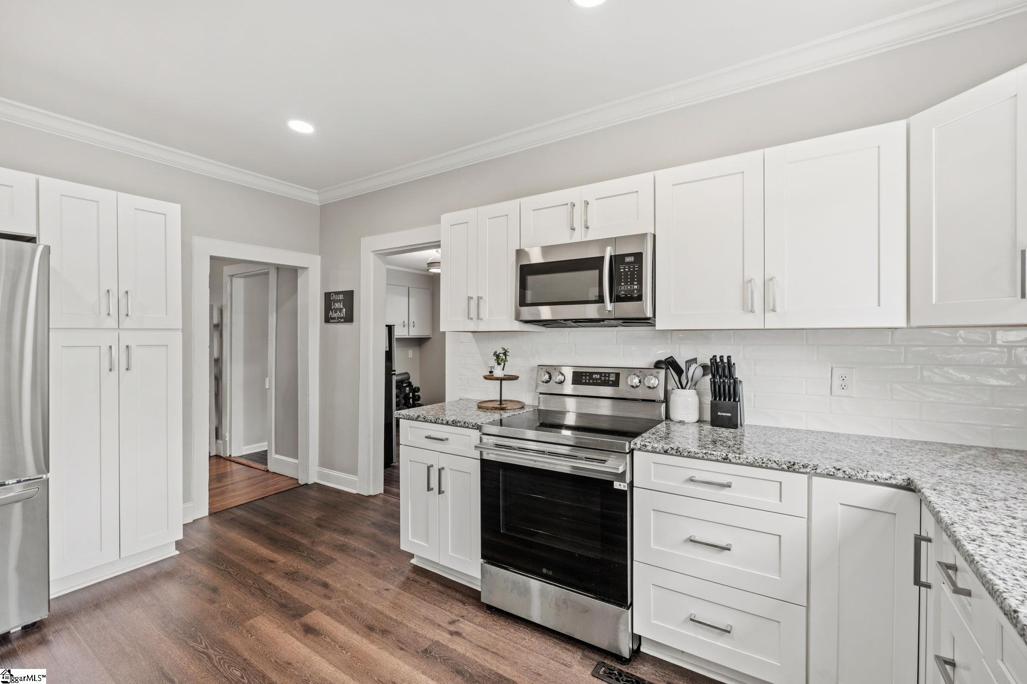 101 Bud Street Property Photo 12