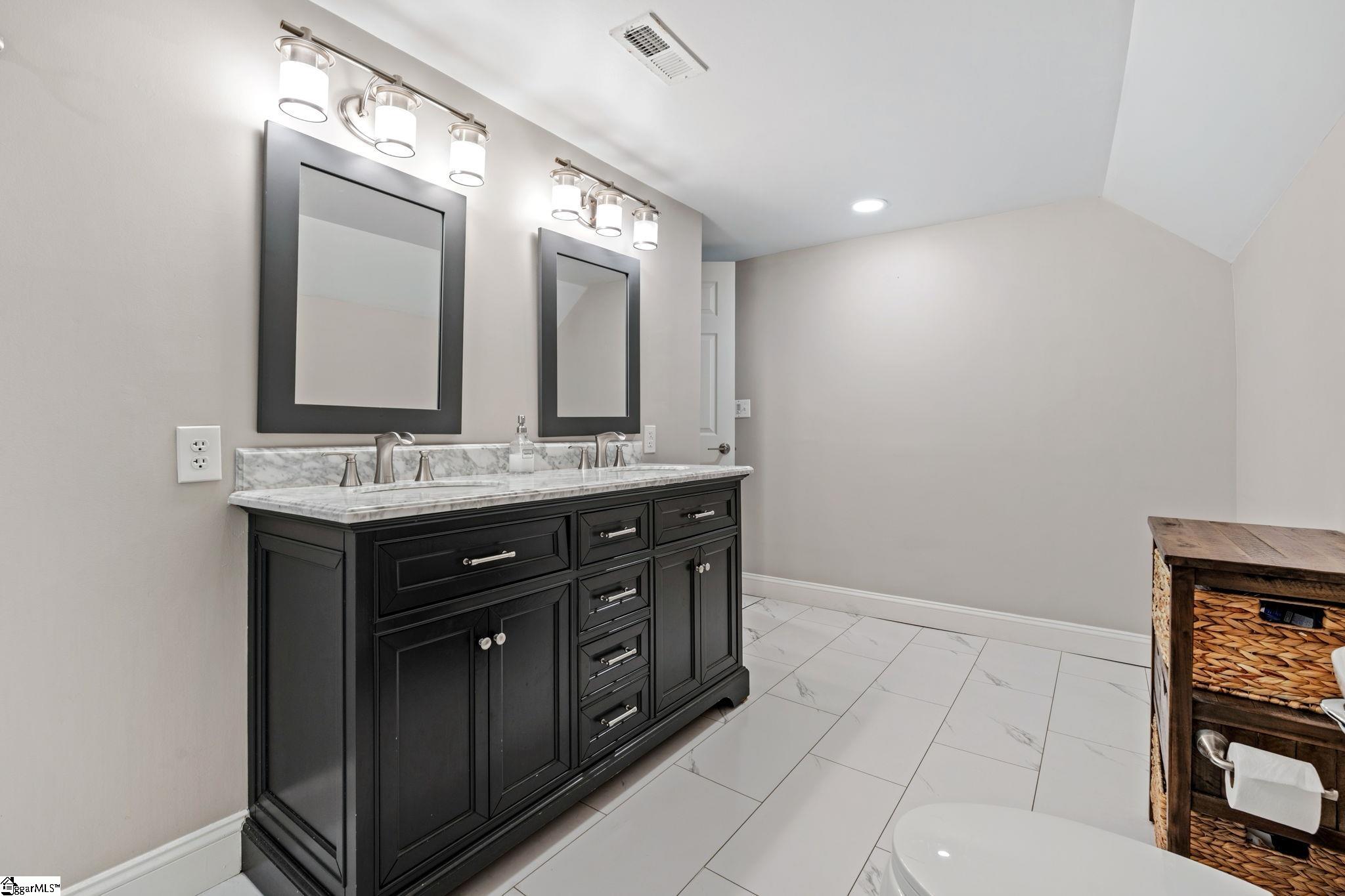101 Bud Street Property Photo 27