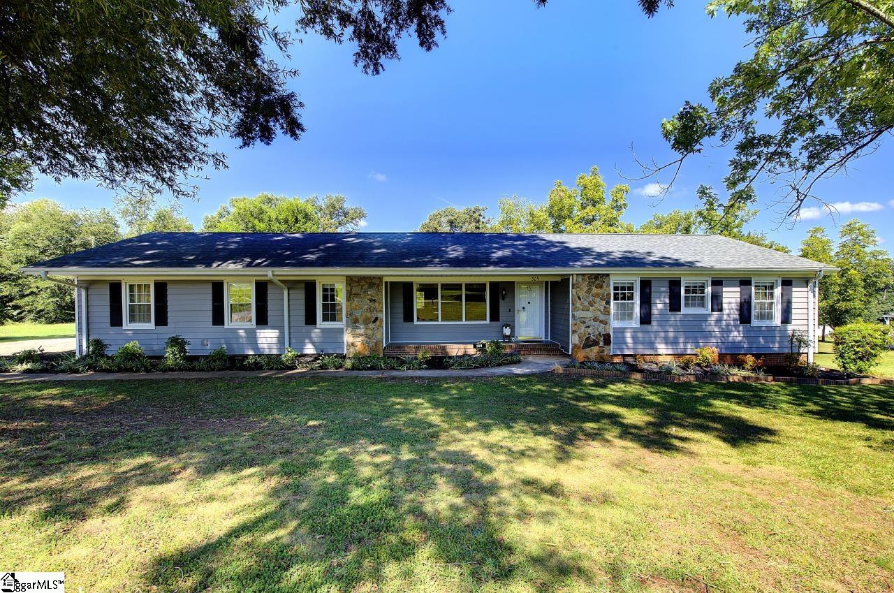 1603400 Property Photo 1